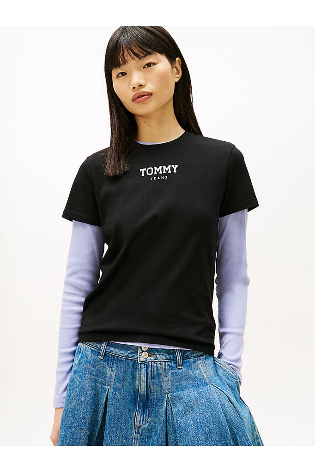 tjw-regular-essential-logo-t-shirt-7-b2b8.jpg