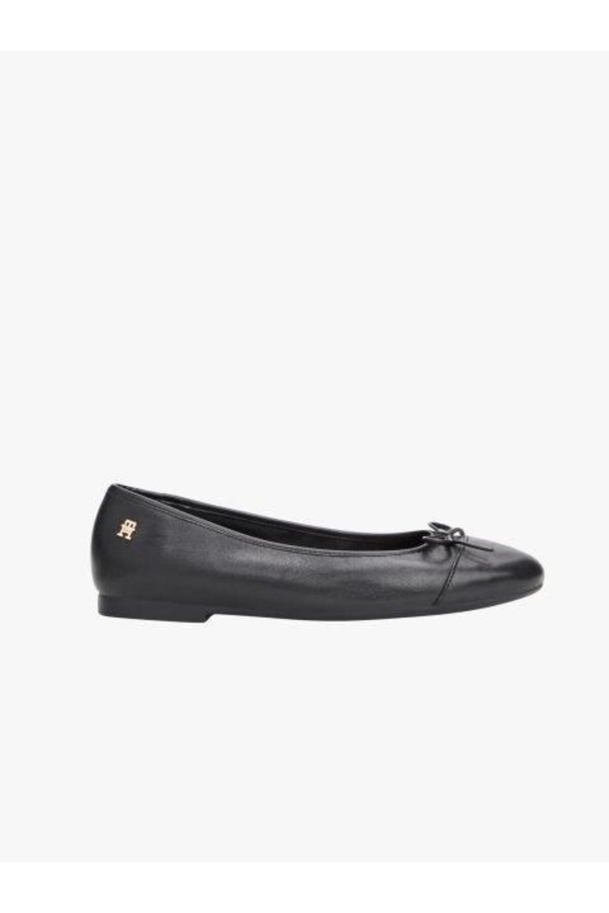 toe-cap-leather-ballerina-b-5436.jpg
