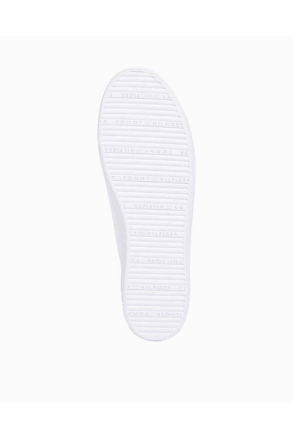 tommy-hilfiger-canvas-lace-up-sneaker-40-4e4.jpg