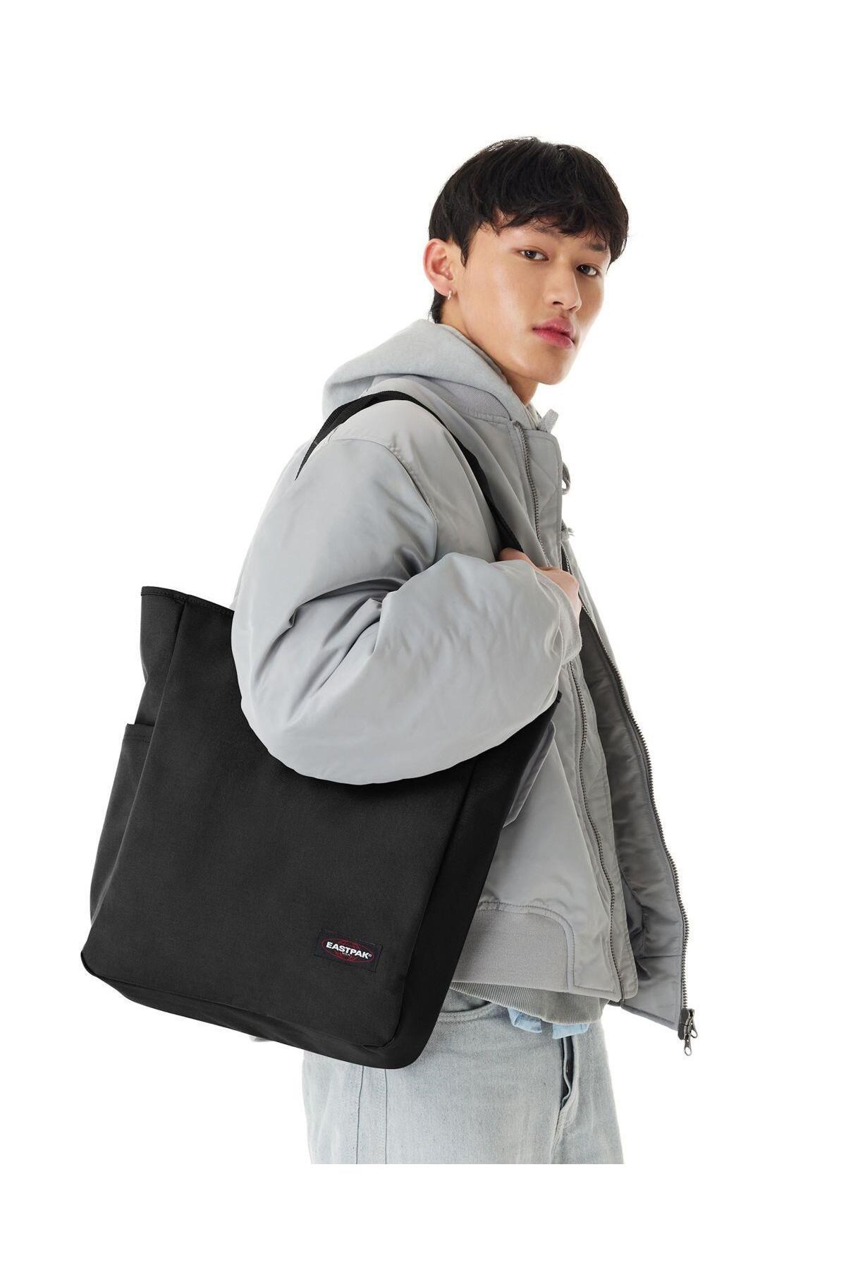 tote-omuz-cantasi-ek0a5bnt0081-siyah-s-9b4-4e.jpg