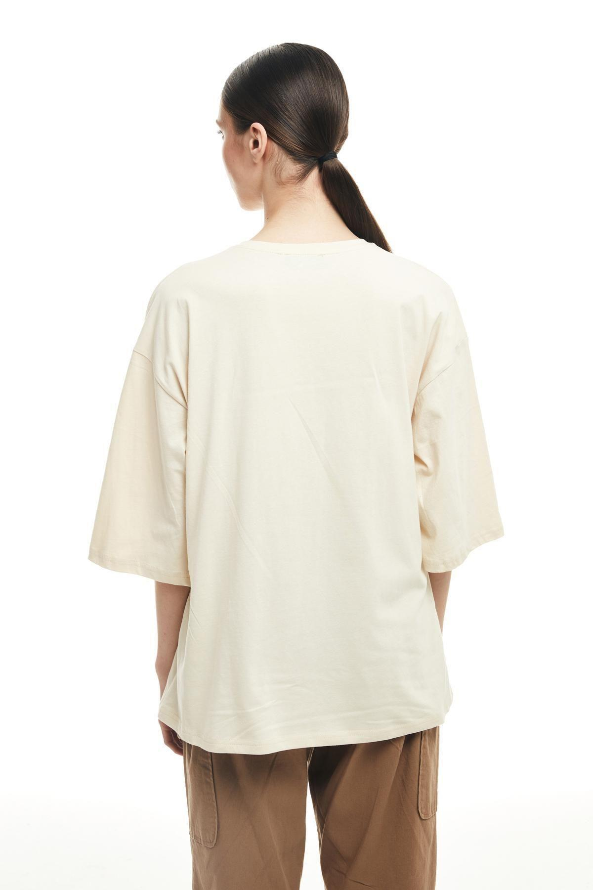 truvakar-kol-basic-oversize-tisort-bej-5a-988.jpg