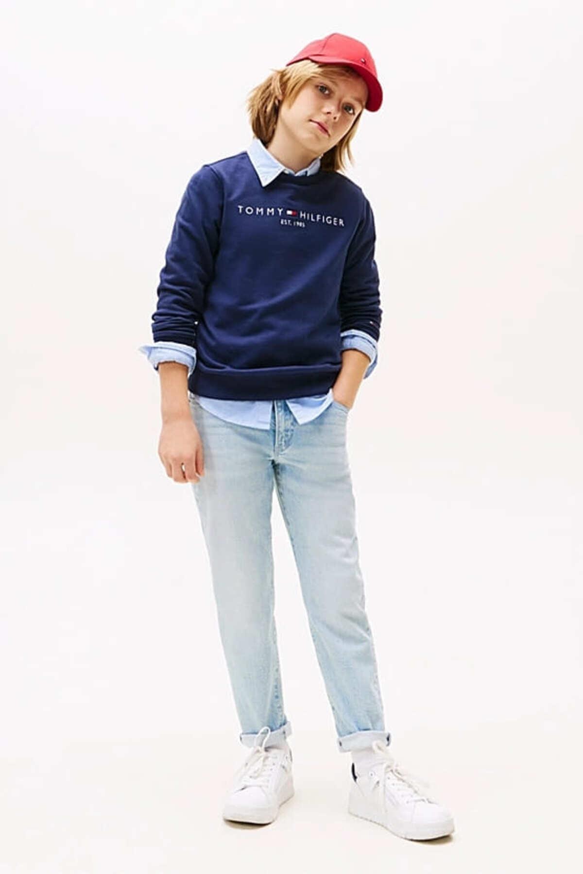 unisex-cocuk-th-essential-sweatshirt-l-a5dd5f.jpg