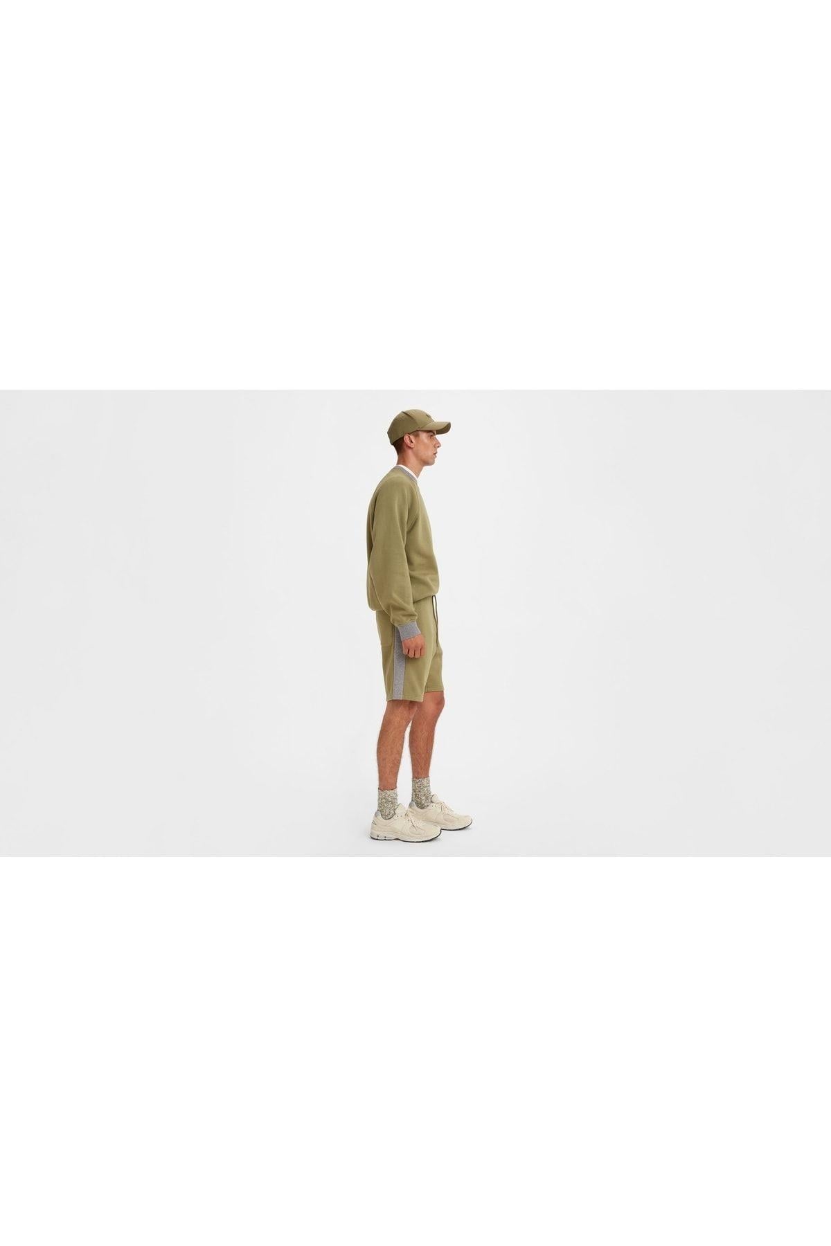 varsity-sweatshort-8c769e.jpg