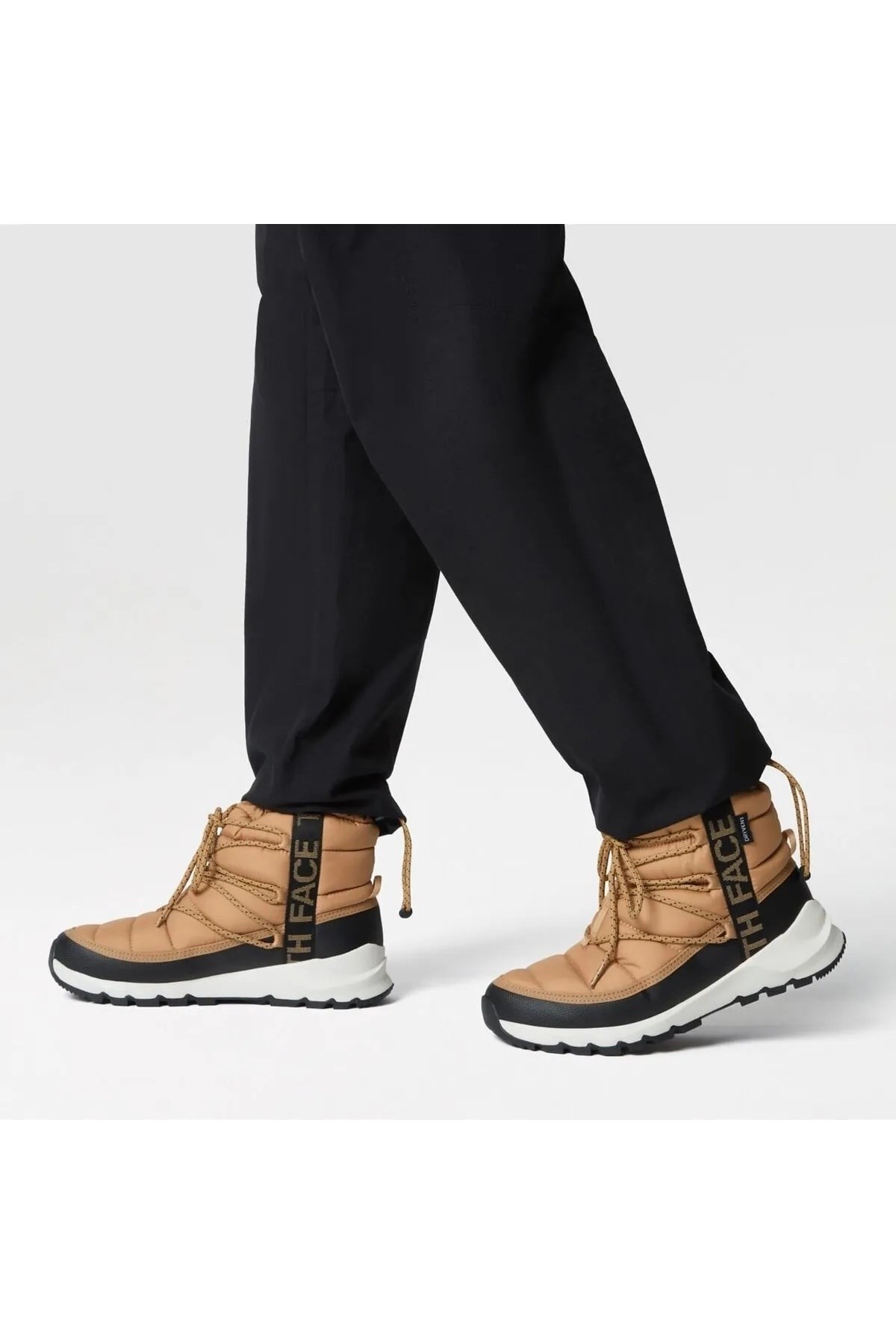 w-thermoball-lace-up-wp-c3-44f.jpg
