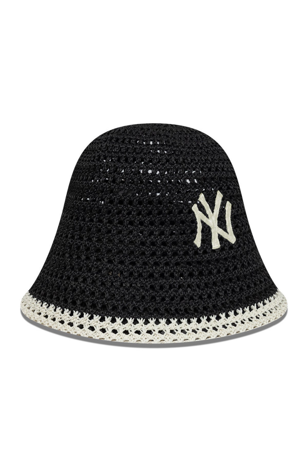 wmns-knitted-bucket-neyyan-blkwhi-siya-9e83-a.jpg