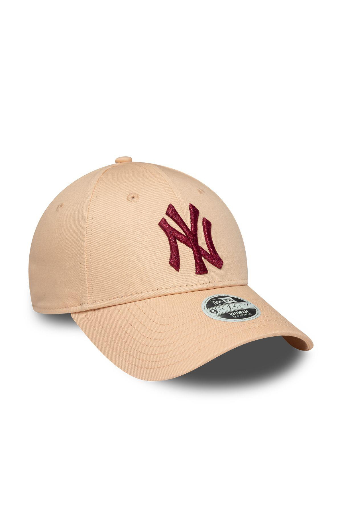 wmns-metallic-logo-9forty-neyyan-prs-p-85c-ad.jpg