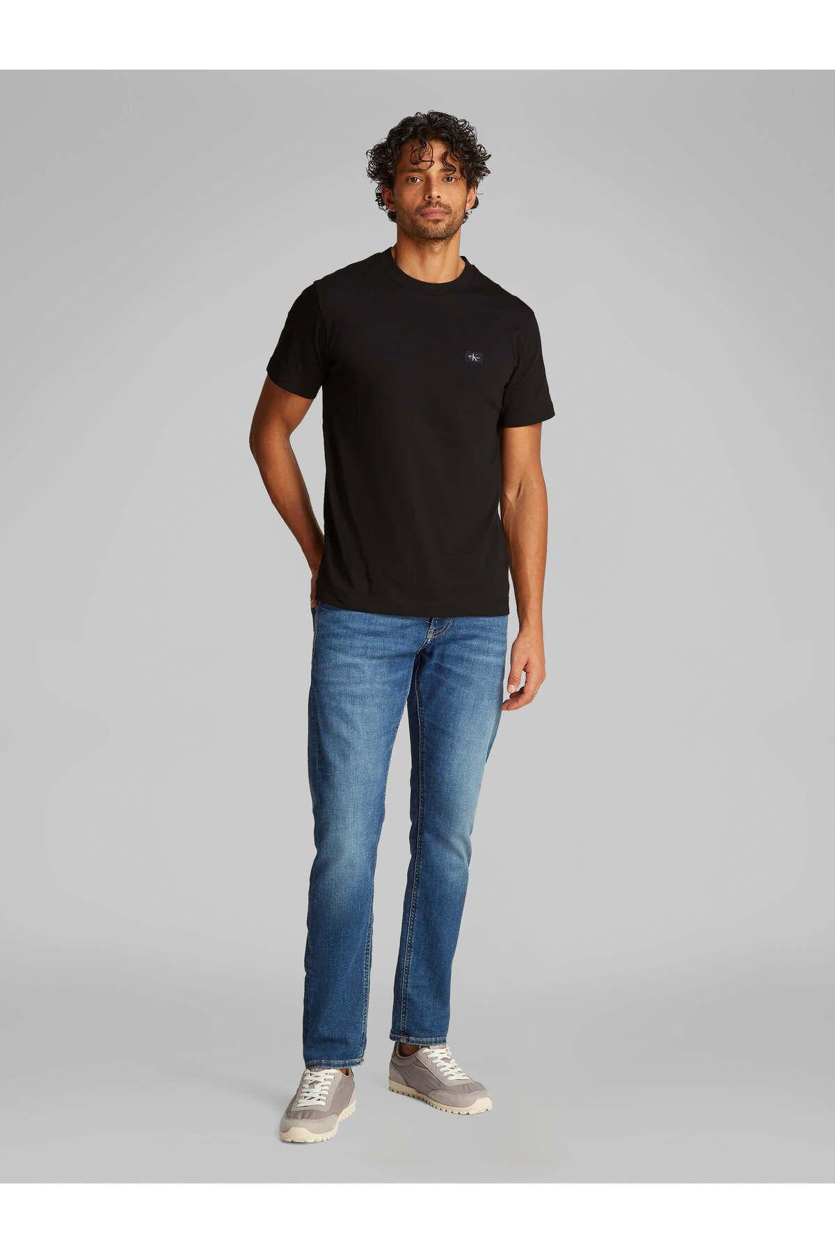 woven-label-regular-tee-a6e-6c.jpg