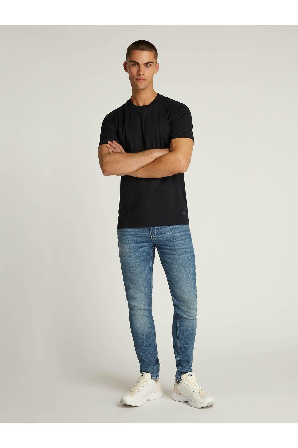 woven-label-regular-tee-e-c27b.jpg
