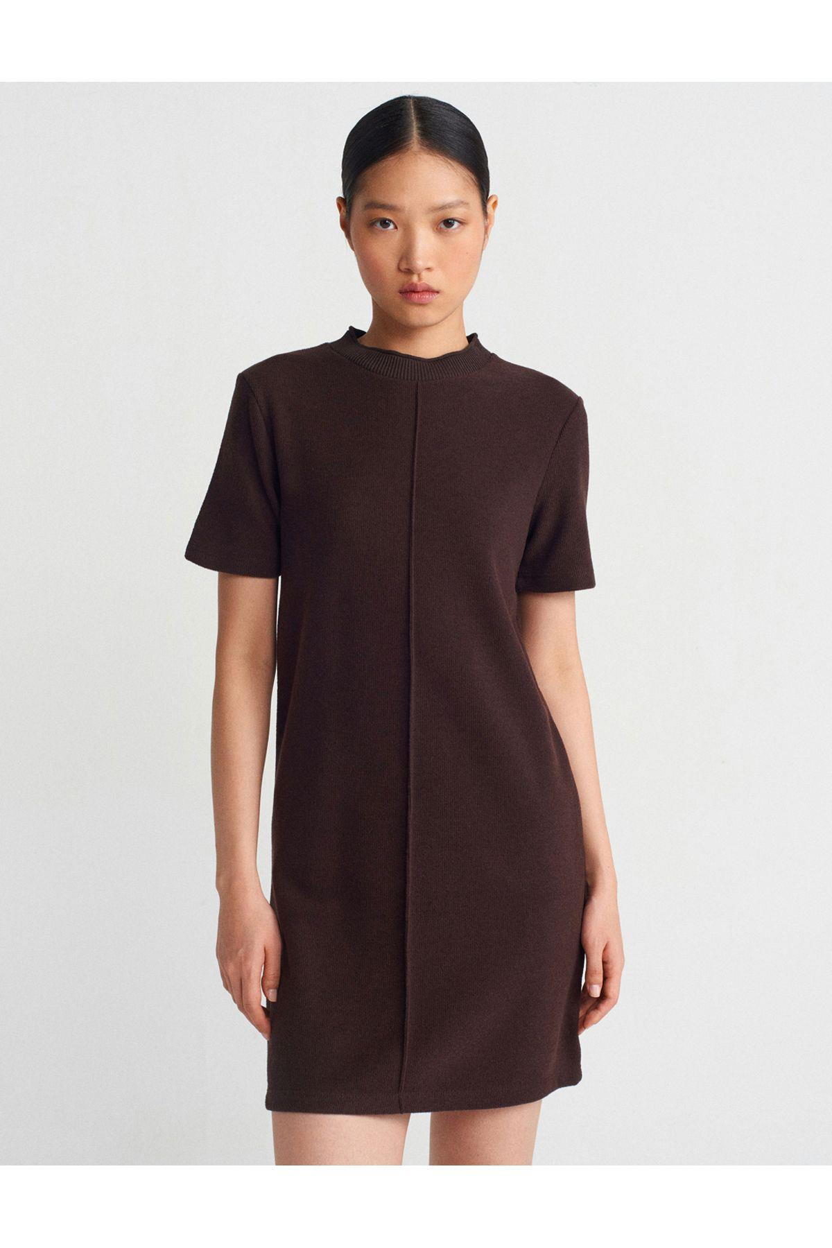 yumusak-mini-elbise-kahve-4-46b5.jpg