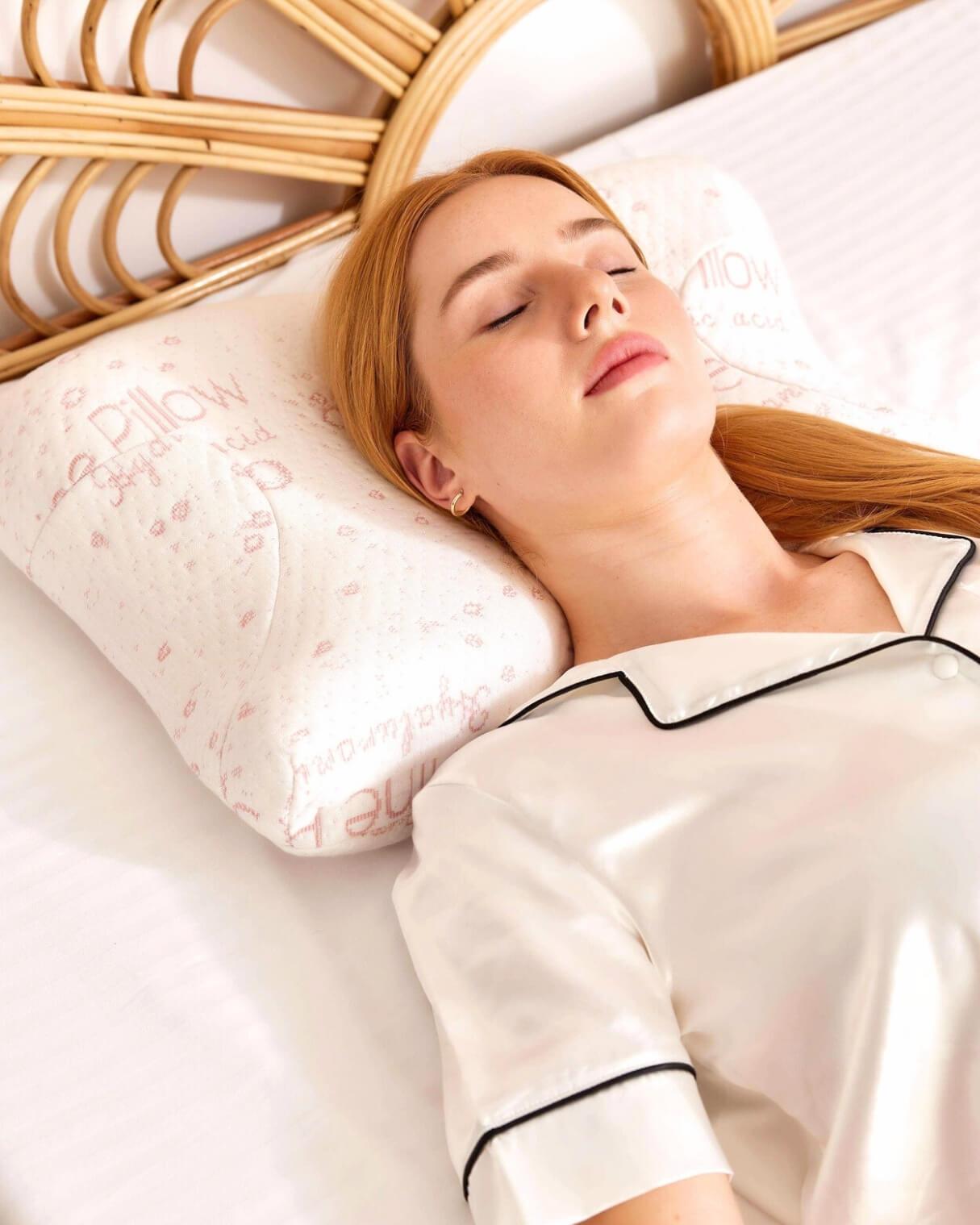 Kırışıklık Önleyici Ortopedik Güzellik Yastığı + Yedek Kılıf (Hylauronik Asit içerikli)