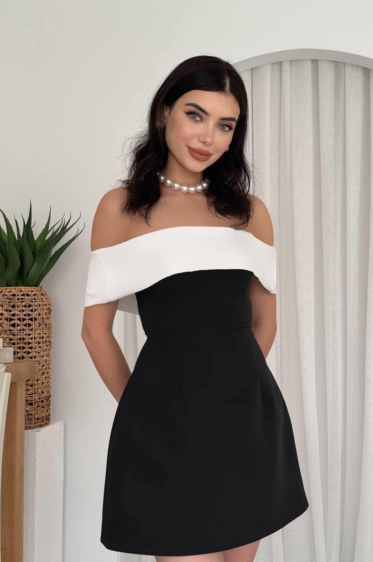 Siyah Kayık Yaka Elbise
