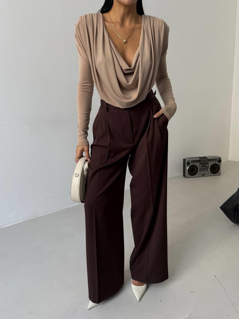 Vatkalı Degaje Yaka Bej  Bodysuit