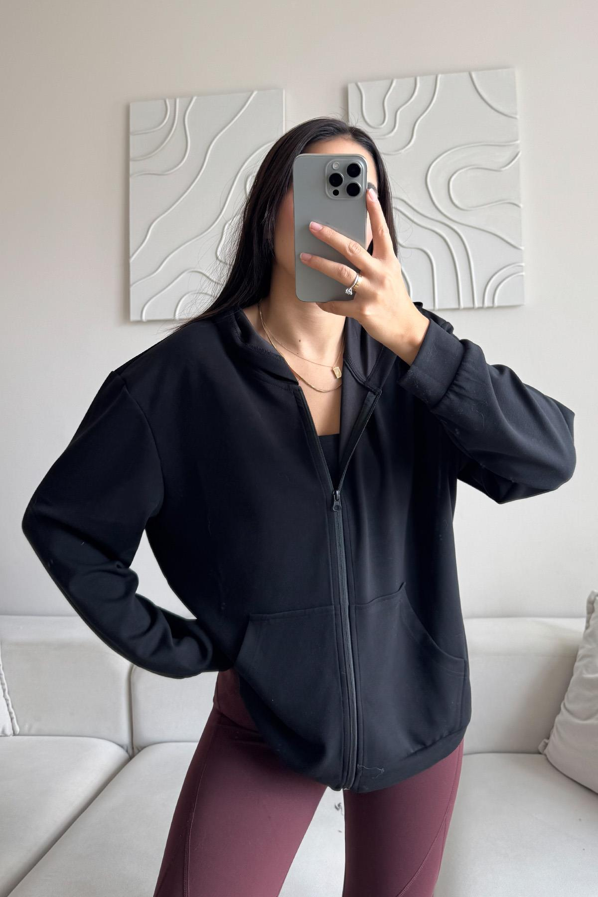 Modal Kumaş Relax Fit Uzun Kollu Cepli Kapşonlu Fermuarlı Siyah Kadın Sweatshirt