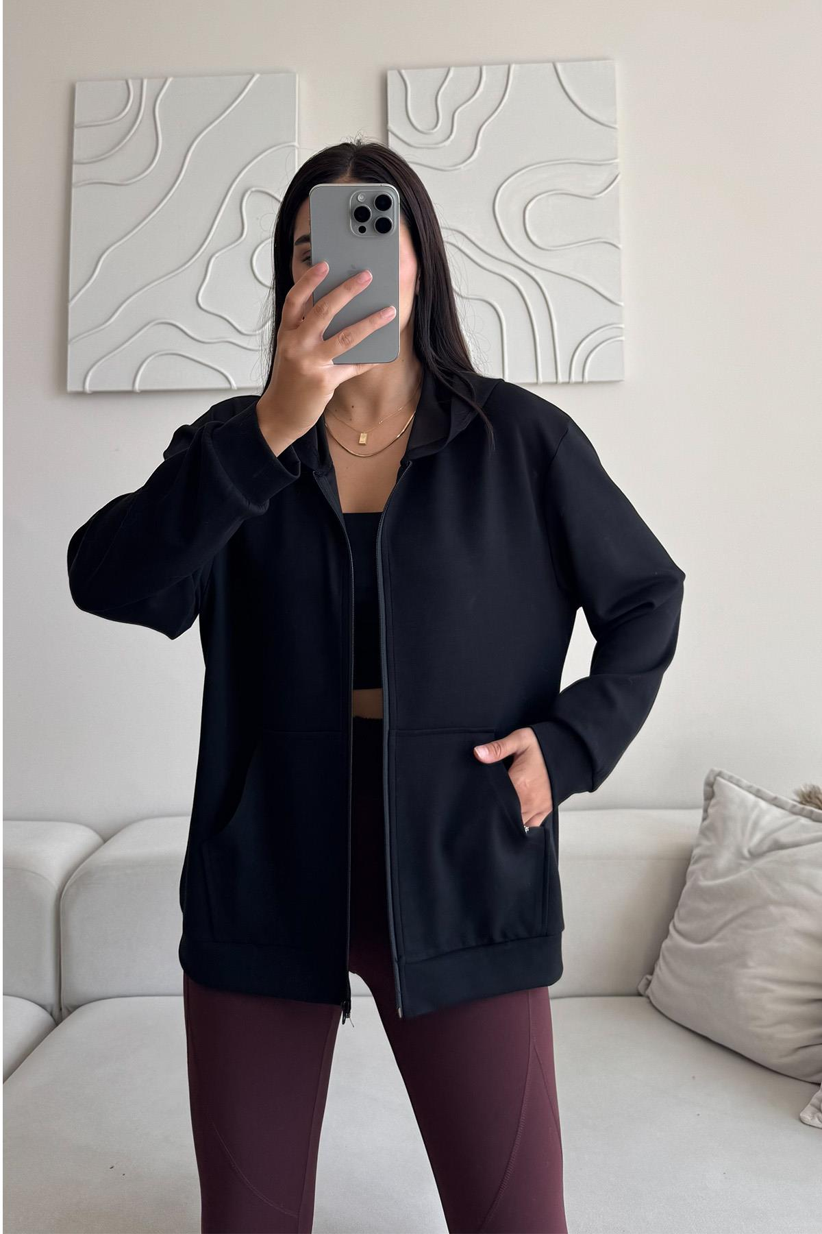 Modal Kumaş Relax Fit Uzun Kollu Cepli Kapşonlu Fermuarlı Siyah Kadın Sweatshirt