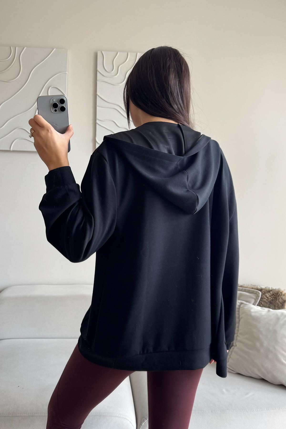 Modal Kumaş Relax Fit Uzun Kollu Cepli Kapşonlu Fermuarlı Siyah Kadın Sweatshirt