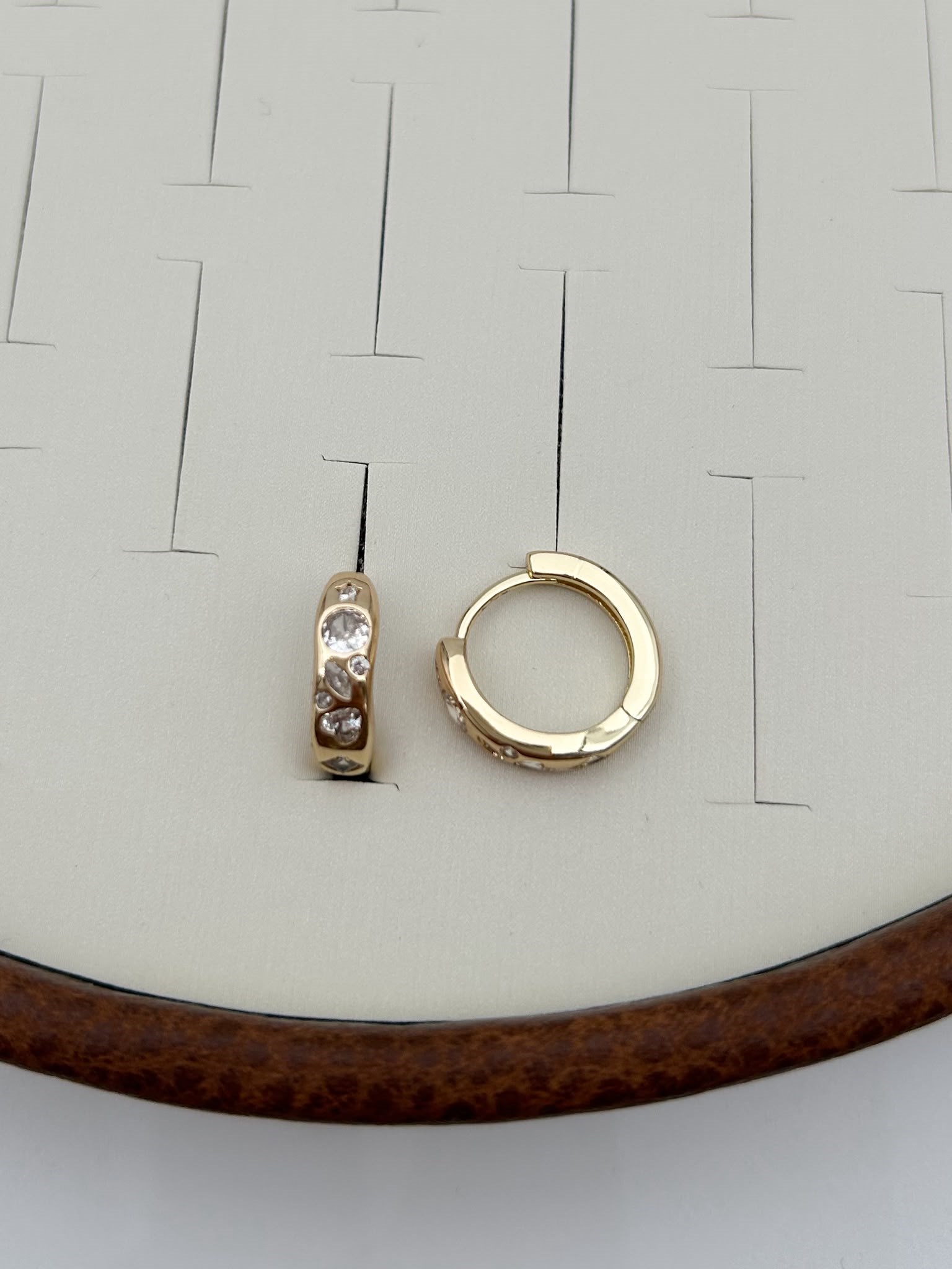 Vip 14K Küpe