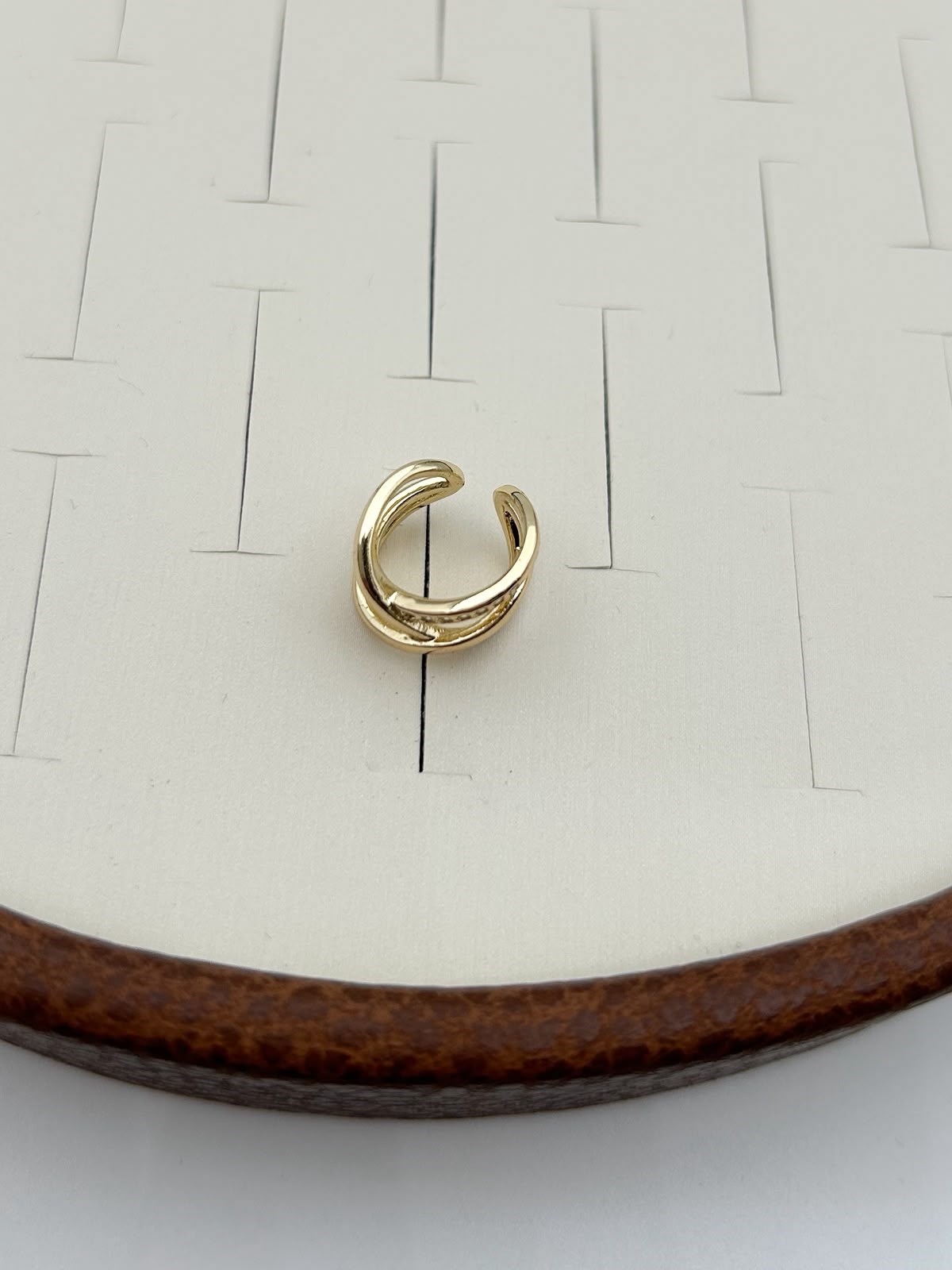 Vip Earcuff