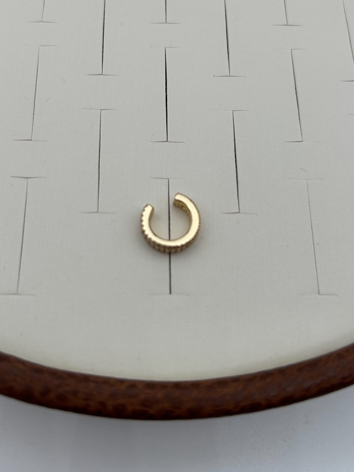 Vip Earcuff