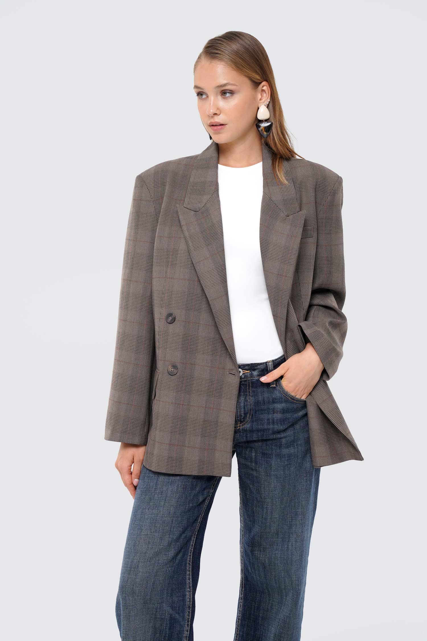Kadın Kahverengi Ekoseli Oversize Blazer-Thalure