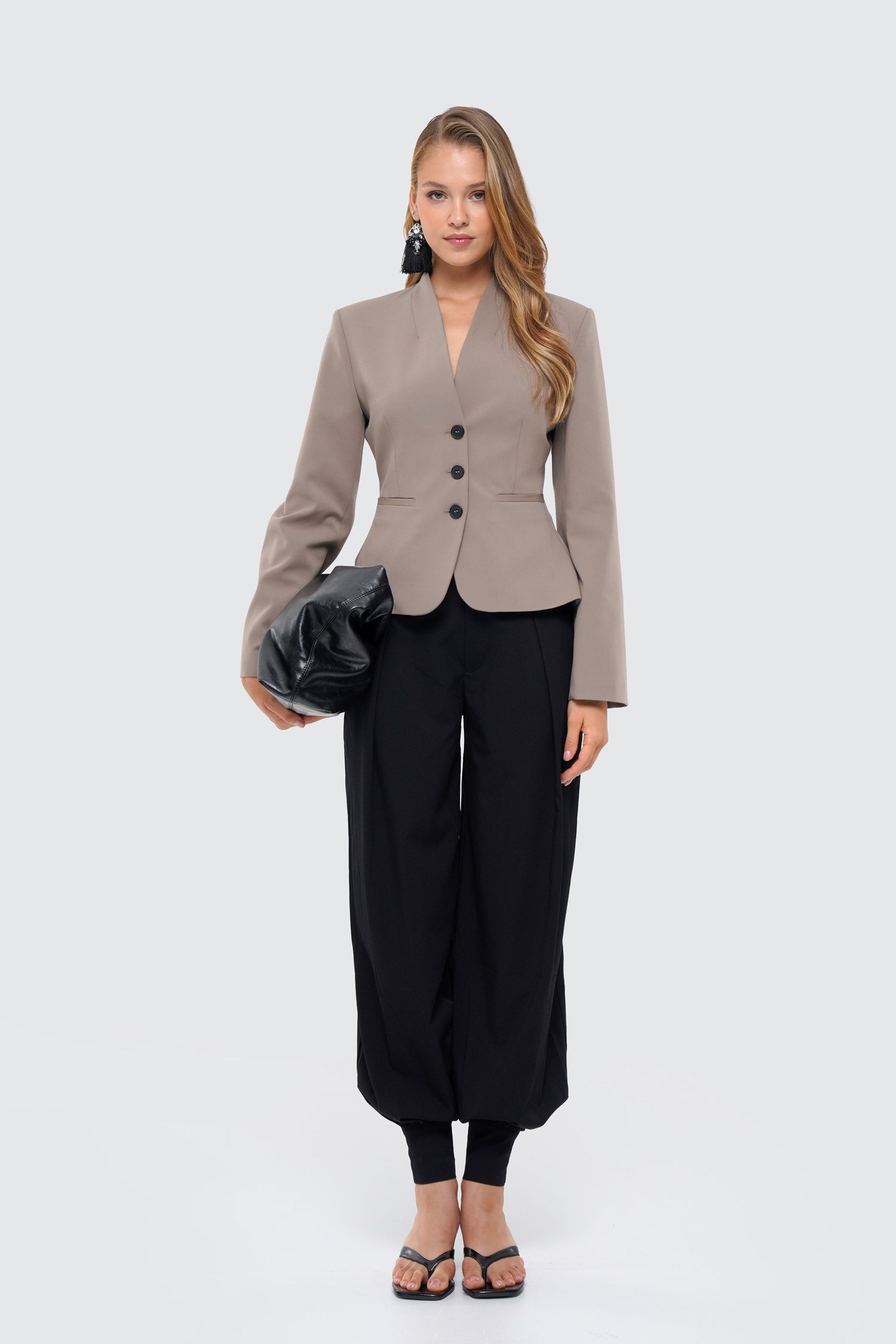 Kadın Yakasız Vücuda Oturan Blazer-Thalure