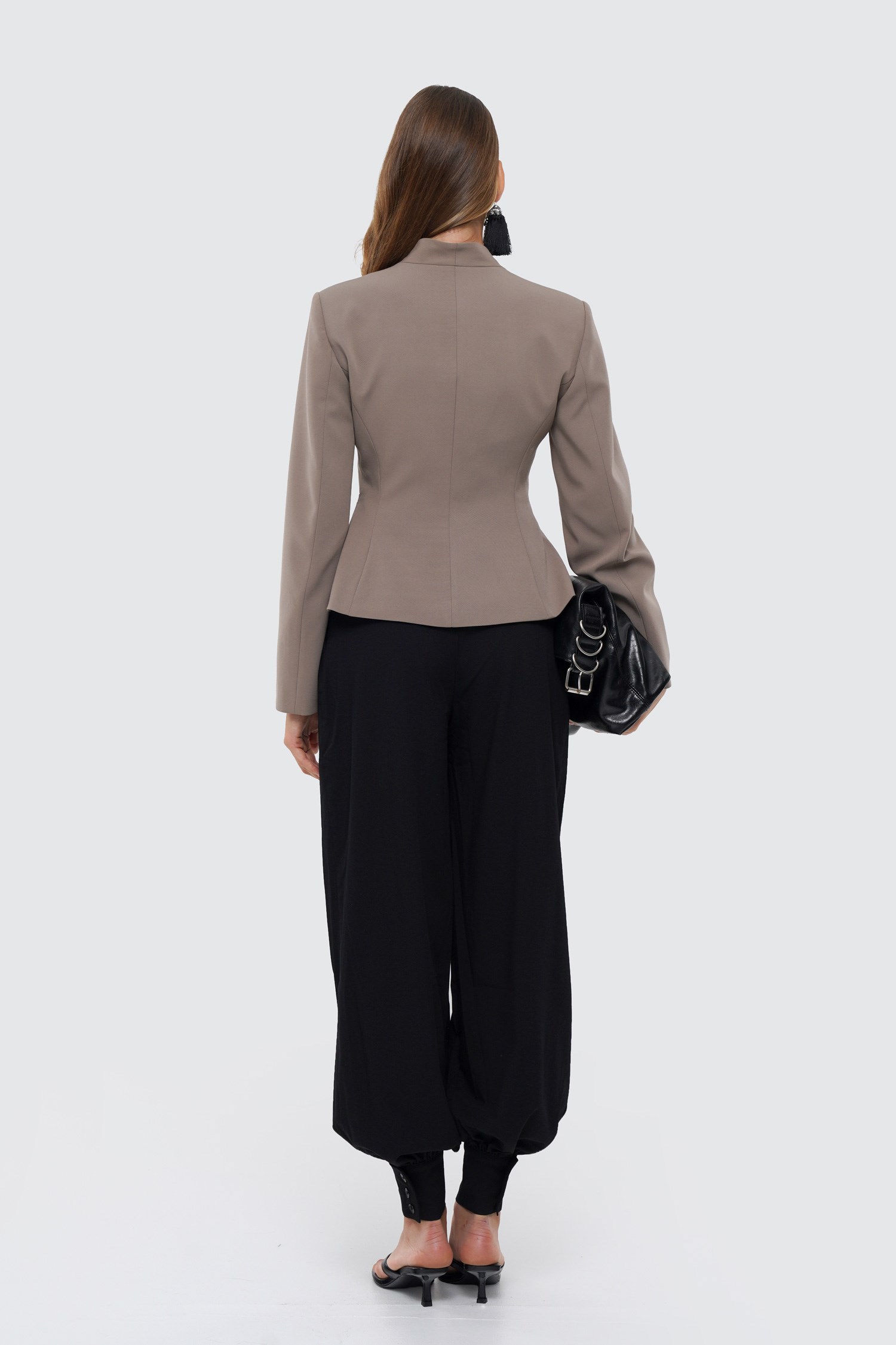 Kadın Yakasız Vücuda Oturan Blazer-Thalure