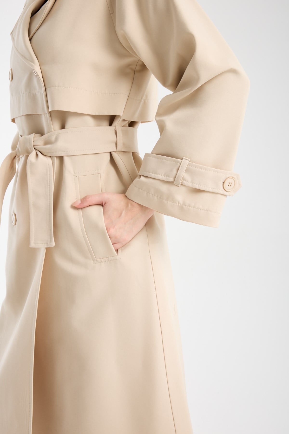 Bej Oversize Kruvaze Kapama Rüzgarlık Detaylı Trençkot 44956