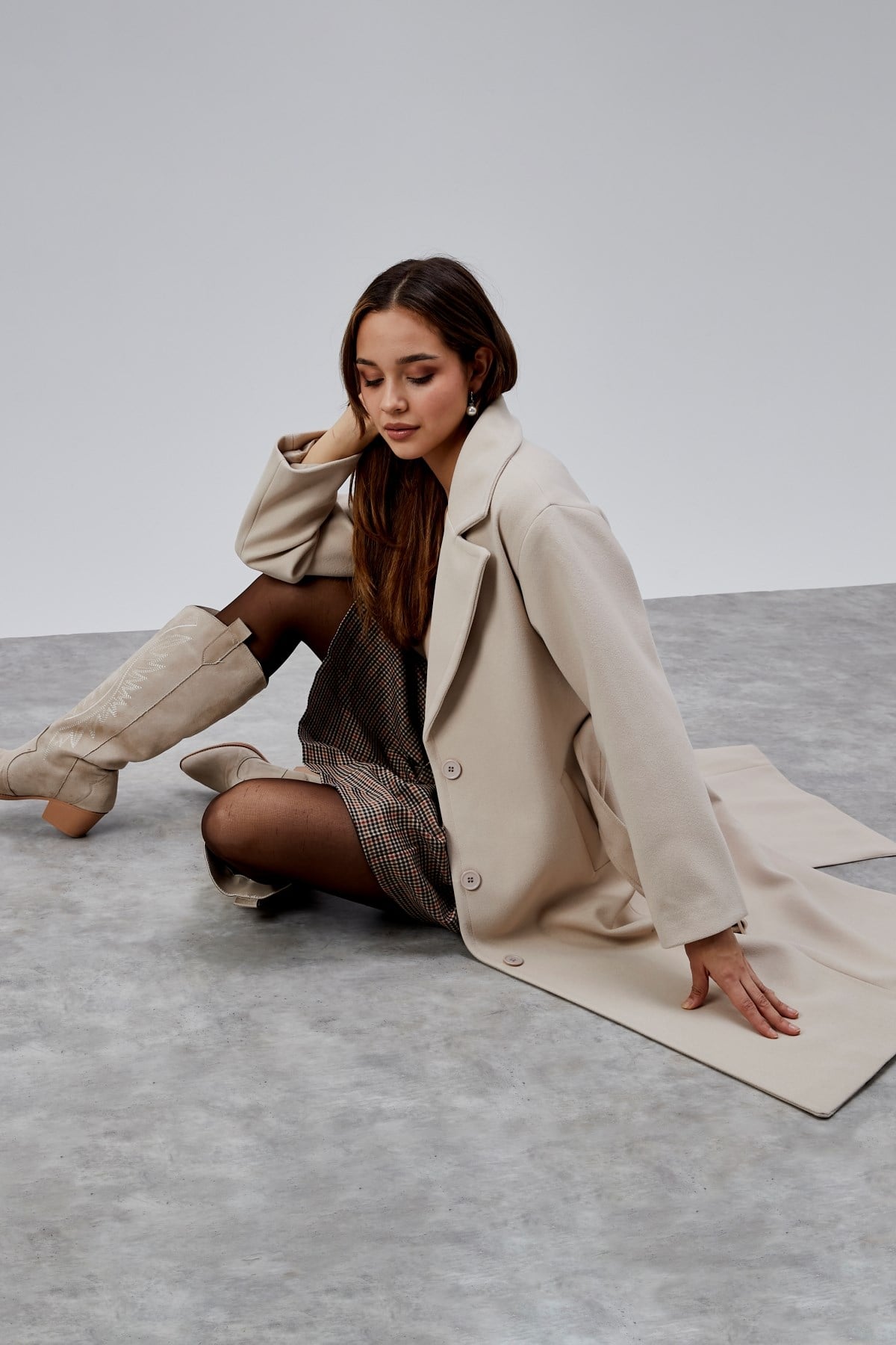 Bej Premium Oversize Kemerli Kaşe Kaban