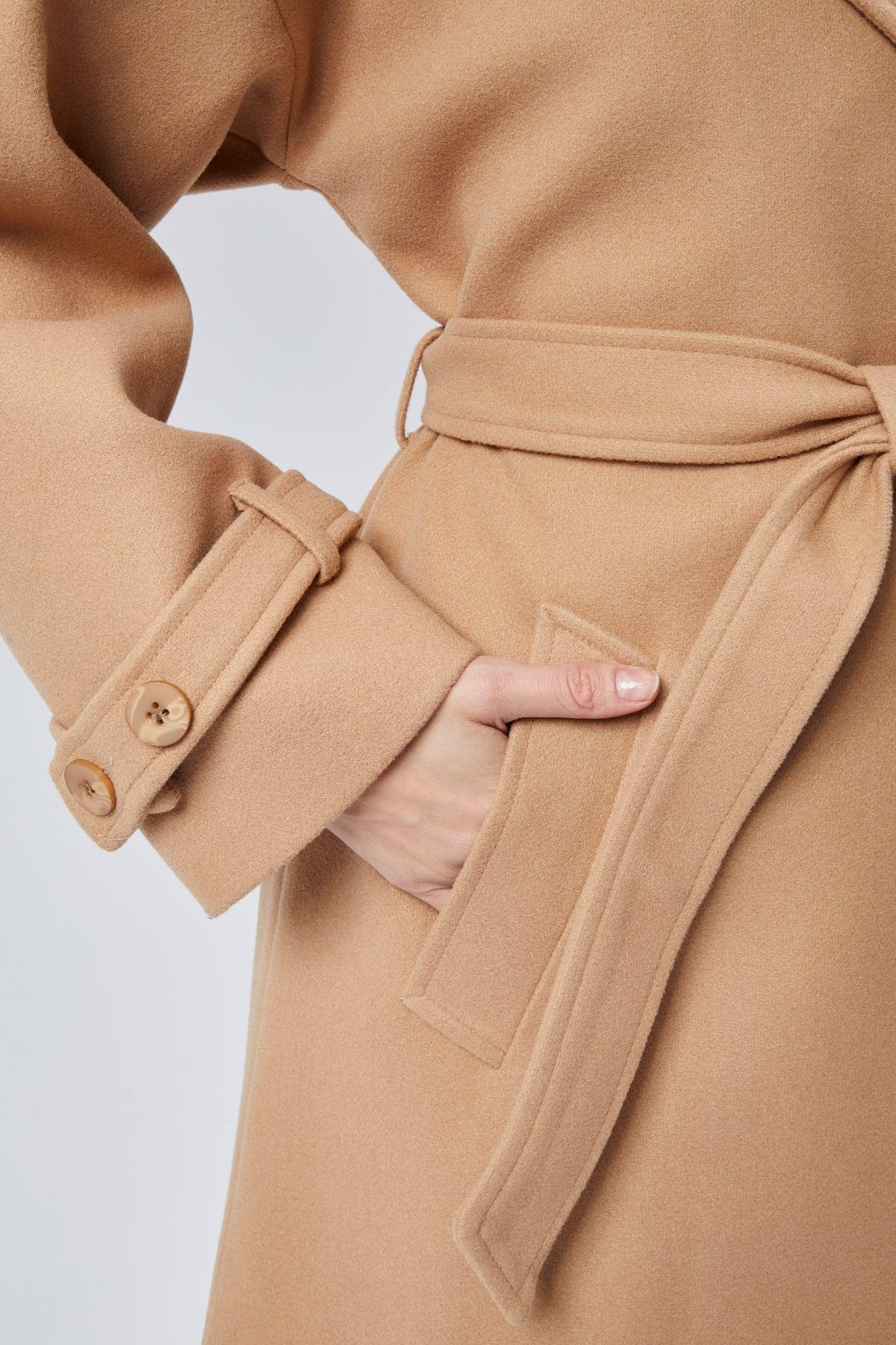 Camel Kuşaklı Uzun Oversize Yünlü Kaşe Kaban