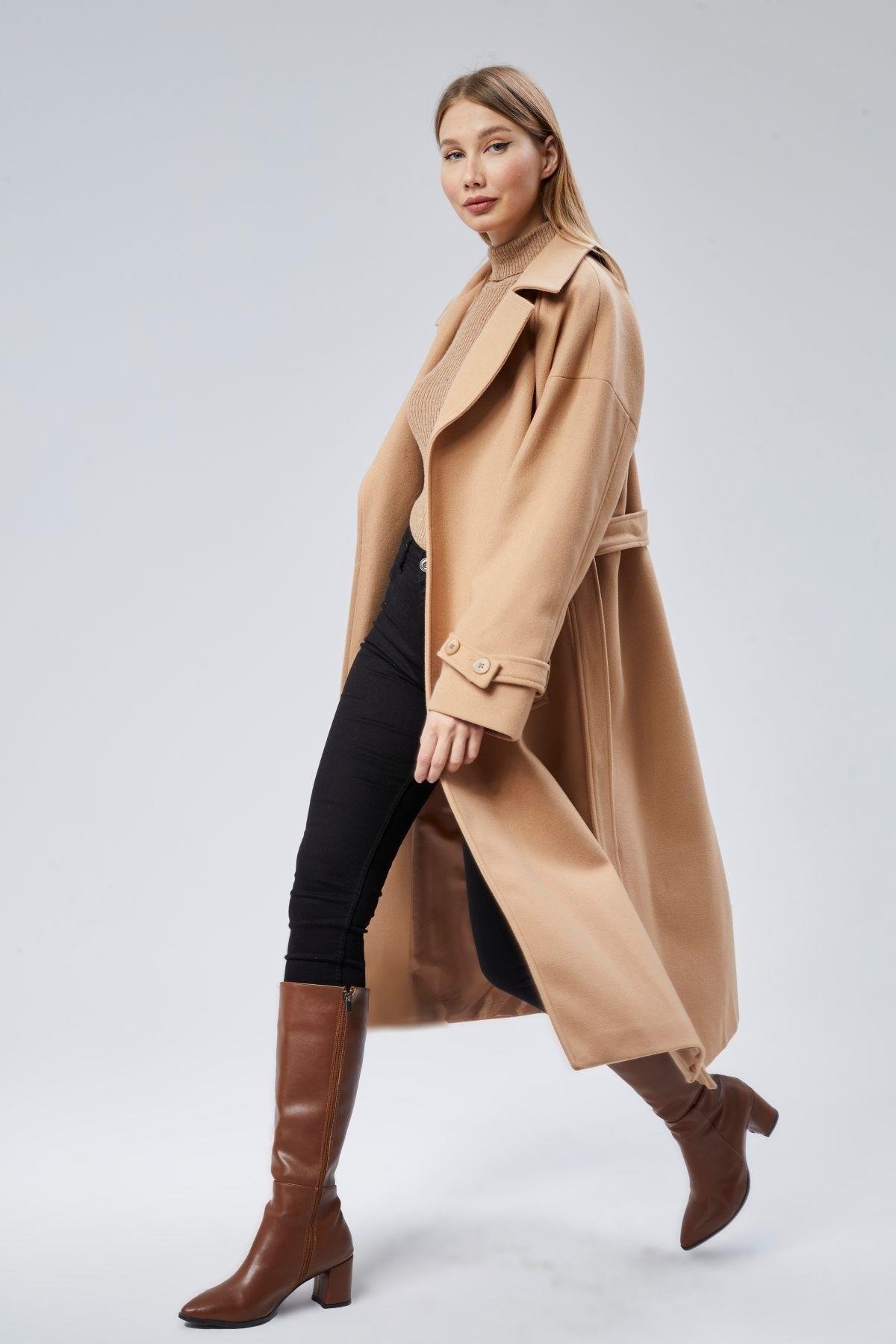 Camel Kuşaklı Uzun Oversize Yünlü Kaşe Kaban