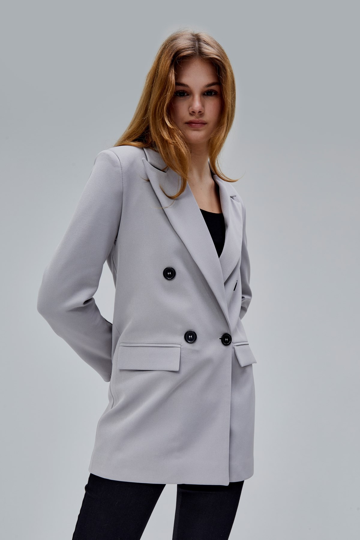 Gri Regular Astarlı Kruvaze Kapama Dokuma Oversize Blazer Ceket