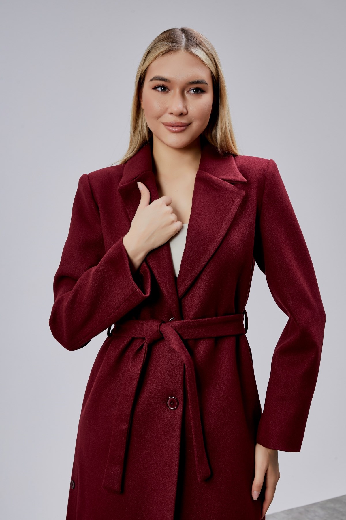 Kadın Bordo Kuşaklı Düğmeli Uzun Kaban