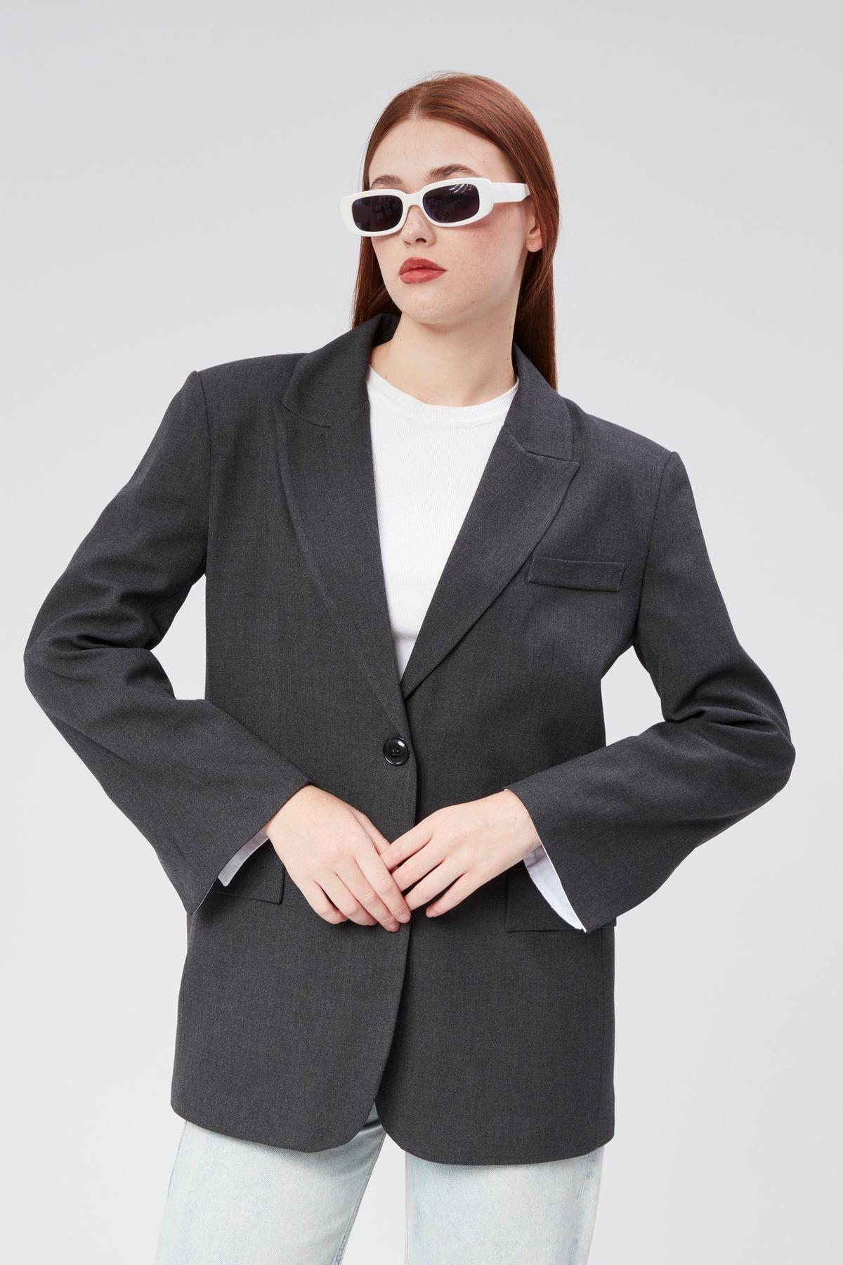 Kadın Kolu Katlama Detaylı Blazer Ceket