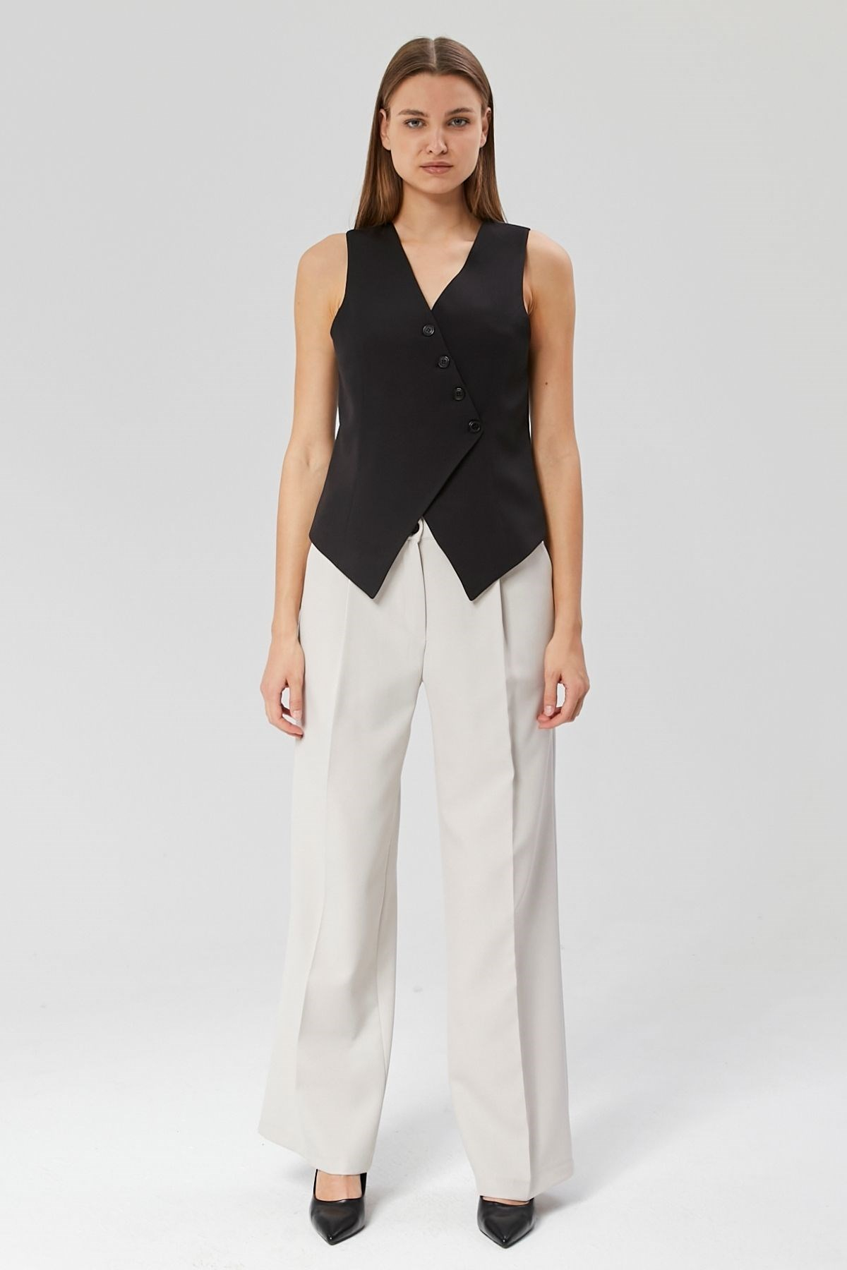 Kadın Regular V yaka Düğmeli Yelek