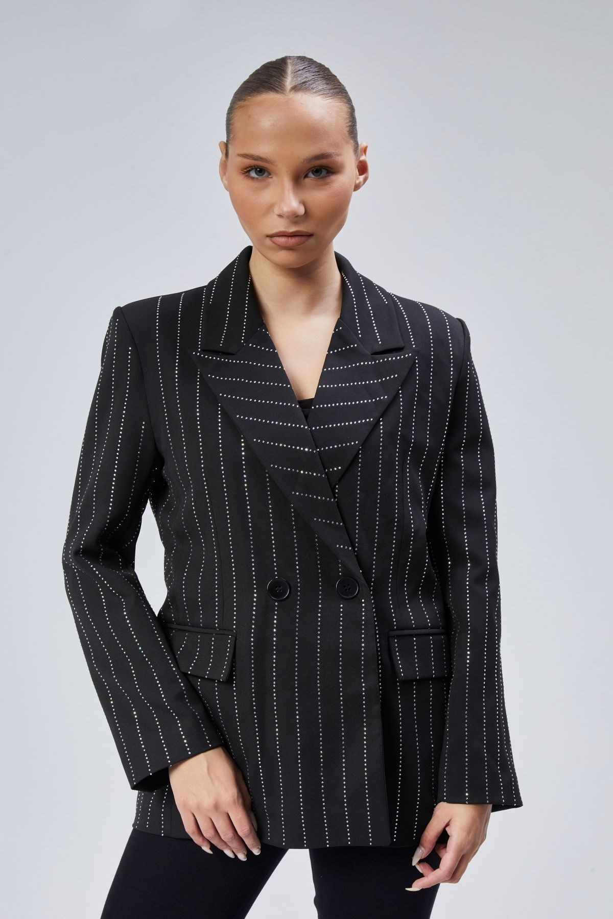 Kadın Taş İşlemeli Regular Vatkalı Blazer Ceket