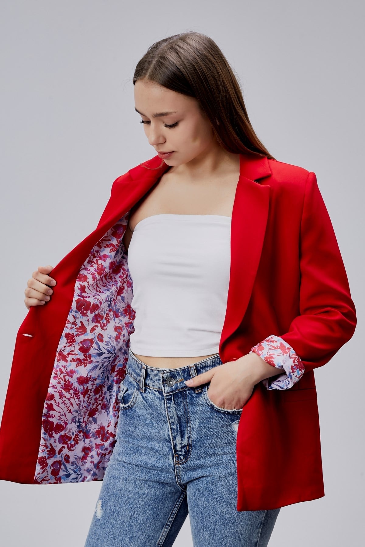 Kırmızı Kruvaze Yaka Kolu Katlama Detaylı Regular Vatkalı Blazer Ceket