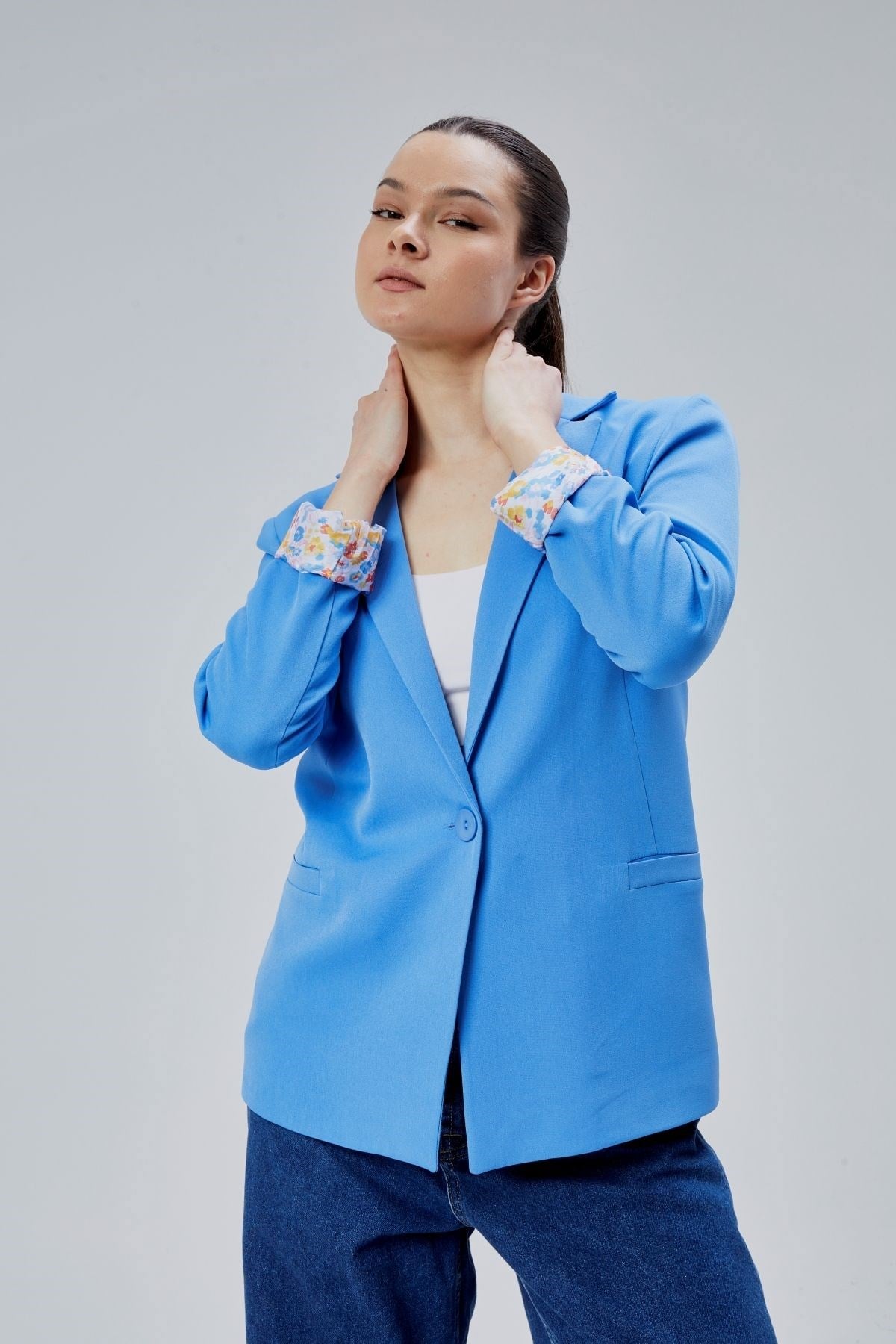 Koyu Mavi Kruvaze Yaka Kolu Katlama Detaylı Regular Vatkalı Blazer Ceket