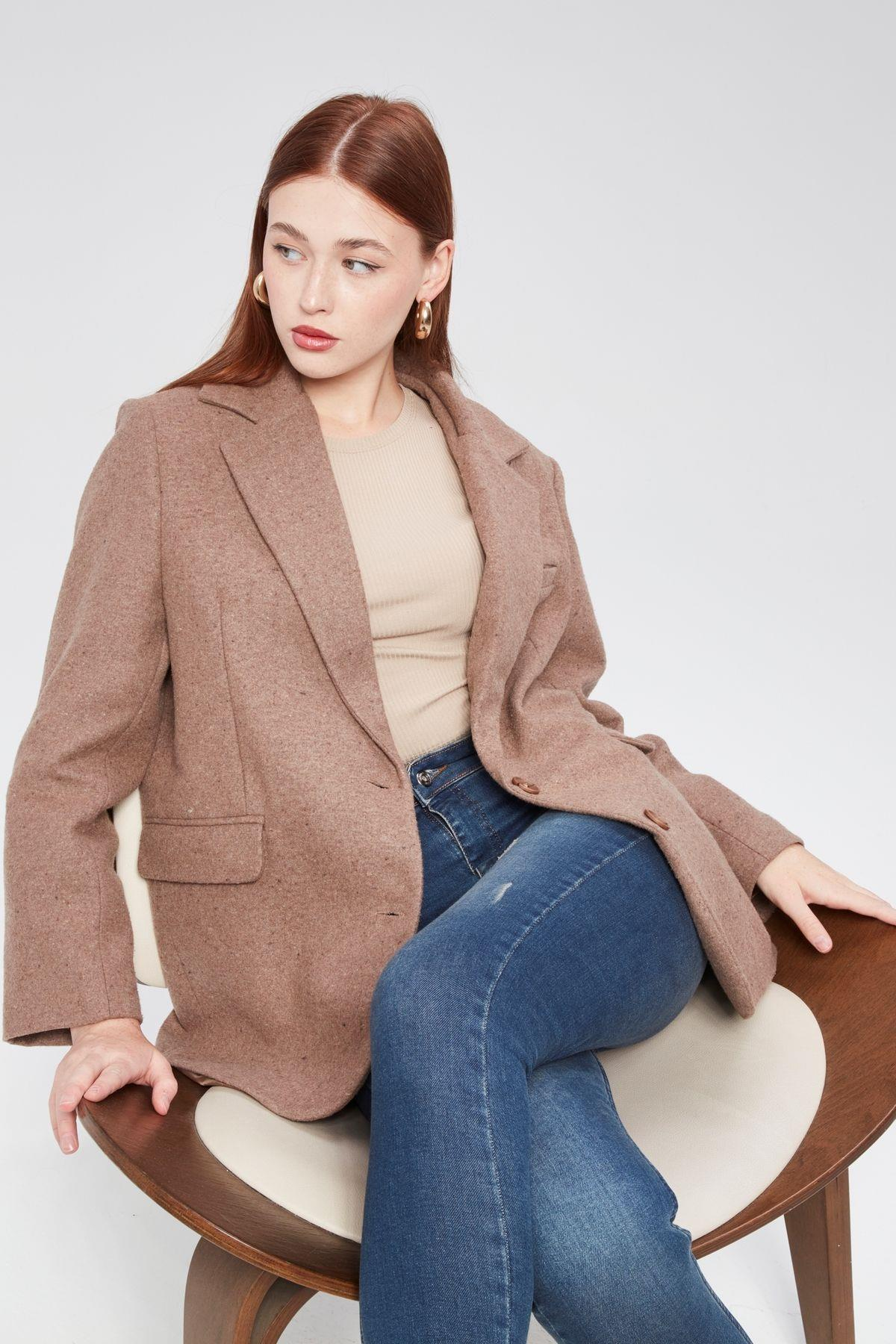 Kruvaze Yaka Regular Fit Kaşe Ceket