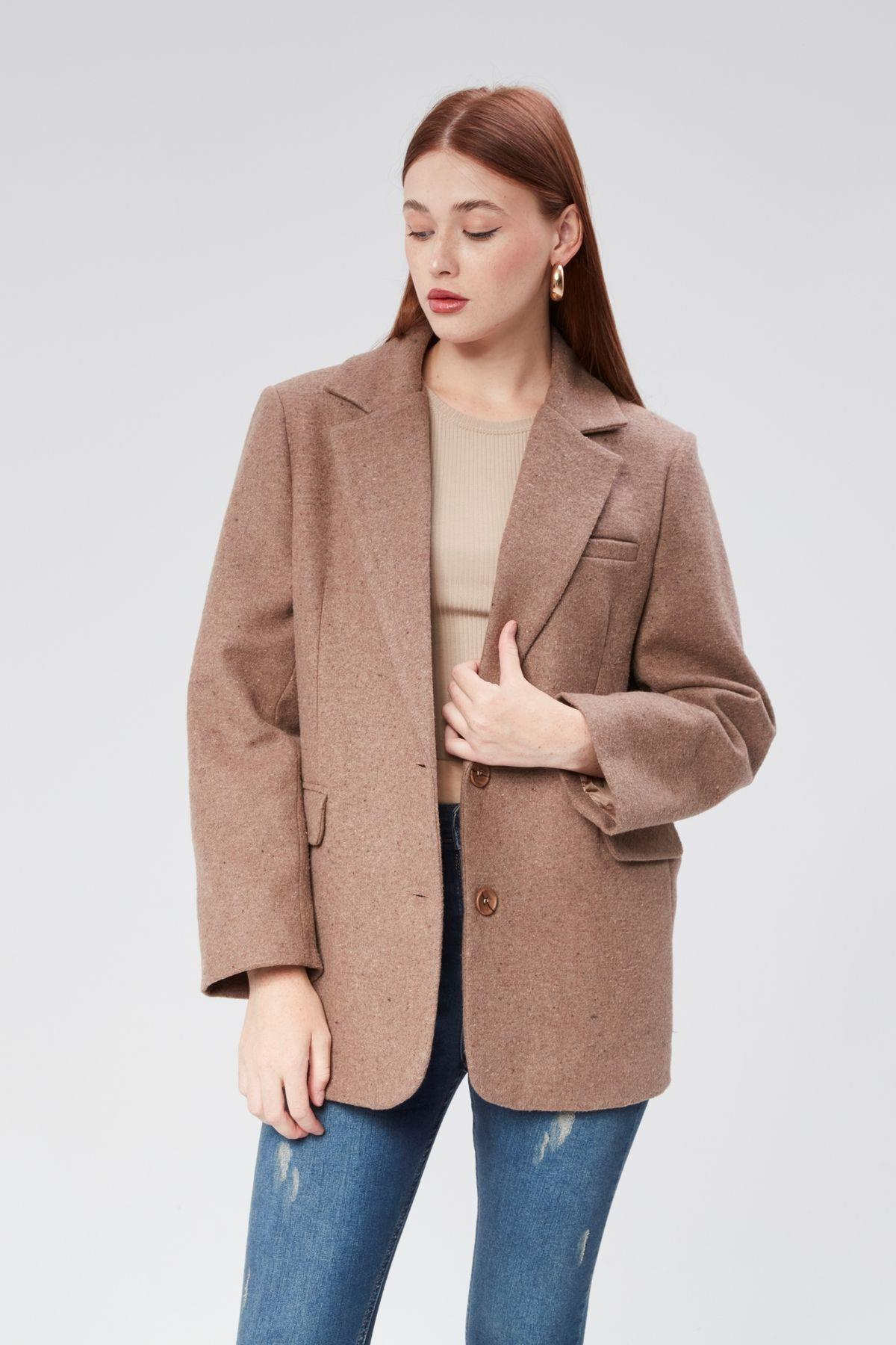 Kruvaze Yaka Regular Fit Kaşe Ceket