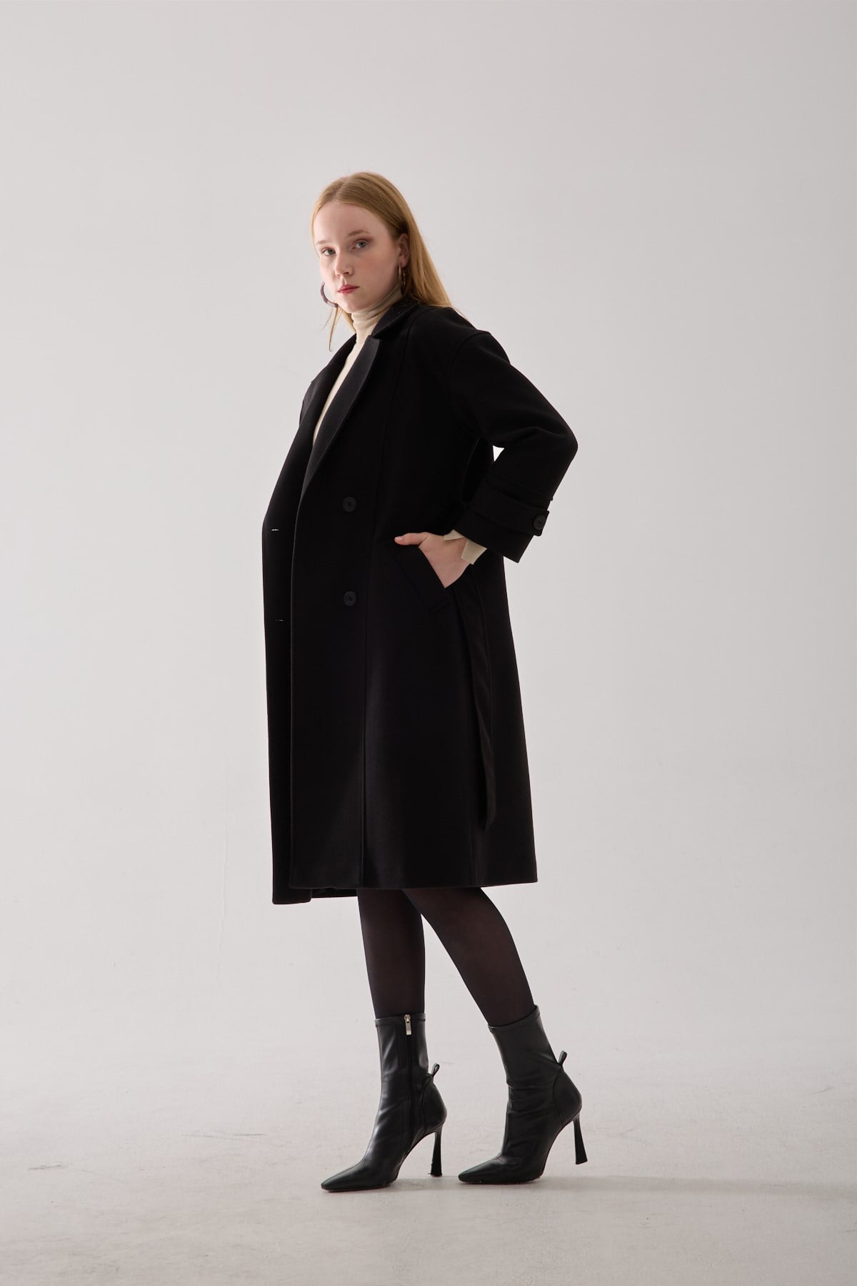 Kuşaklı Oversize Kaşe Kaban