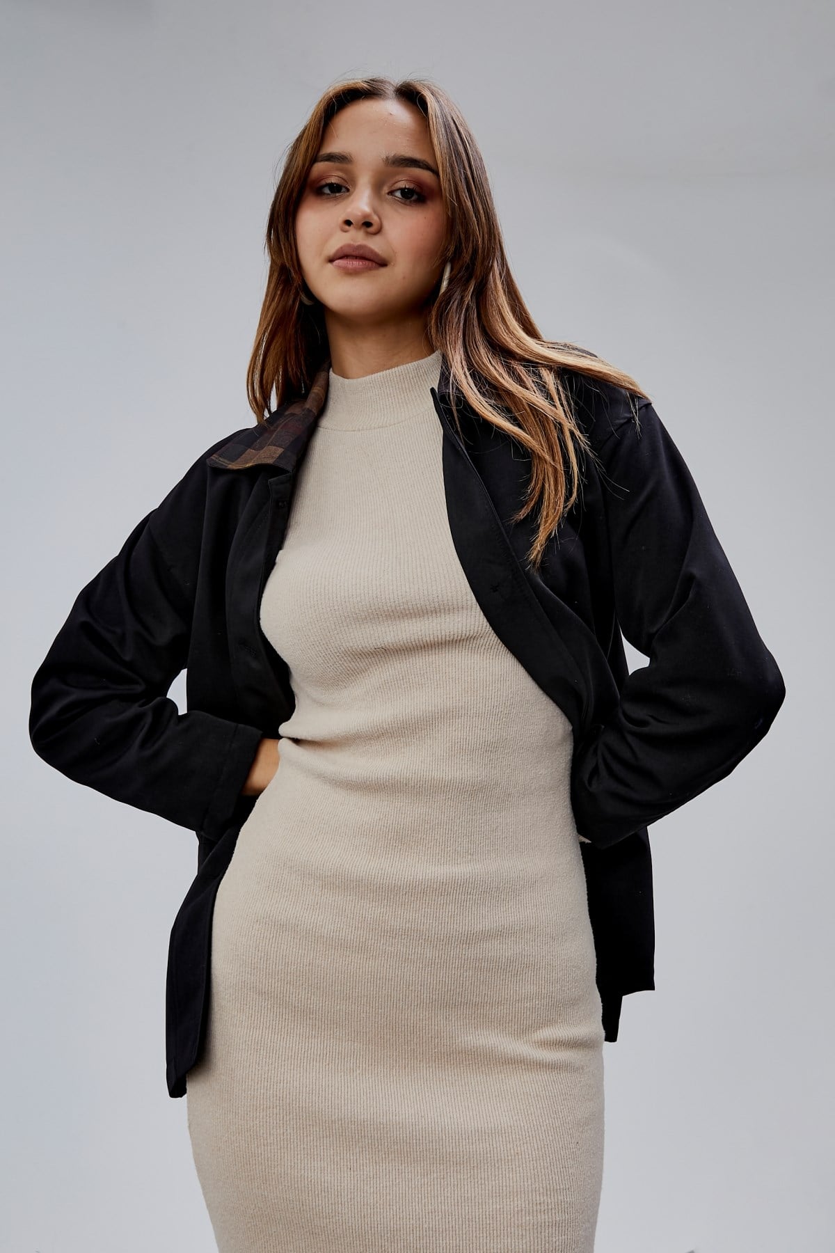 Mia Siyah Ekose Yaka Cepli Oversize Trençkot