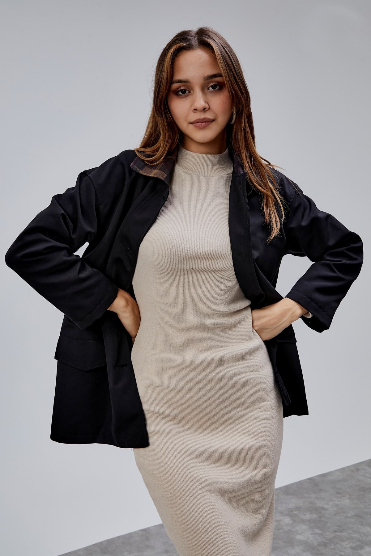 Mia Siyah Ekose Yaka Cepli Oversize Trençkot