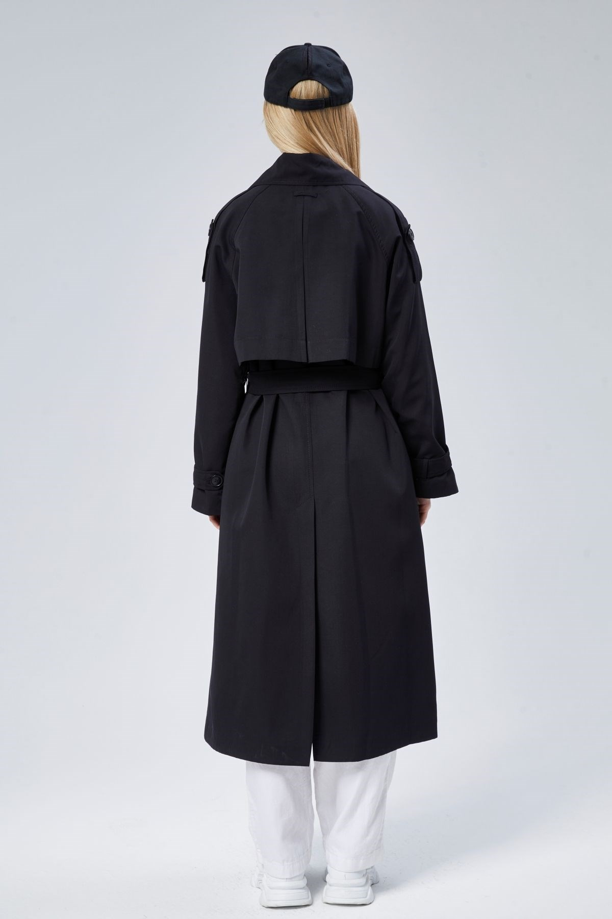 Oversize Kruvaze Kapama Rüzgarlık Detaylı Trençkot 44956