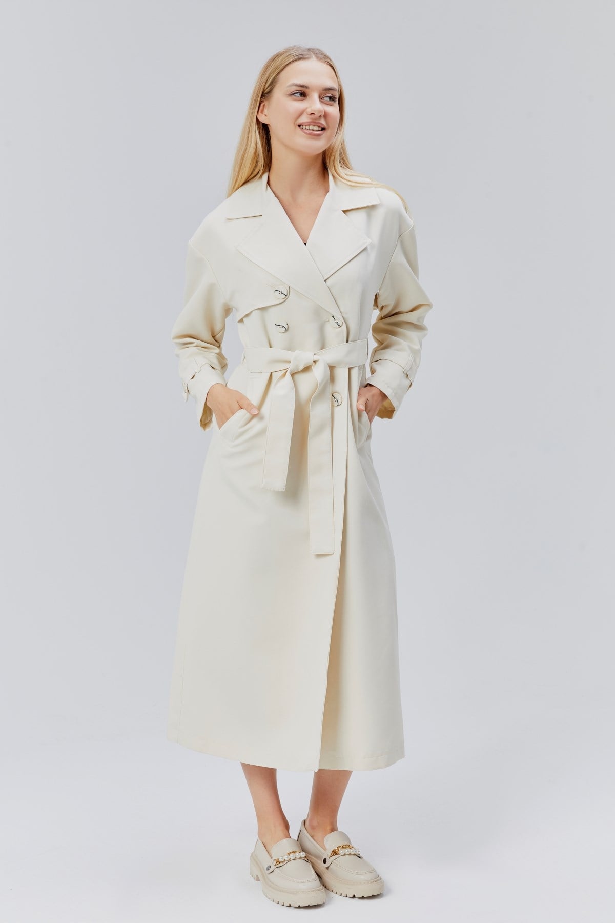 Oversize Rüzgarlık Detaylı Trençkot