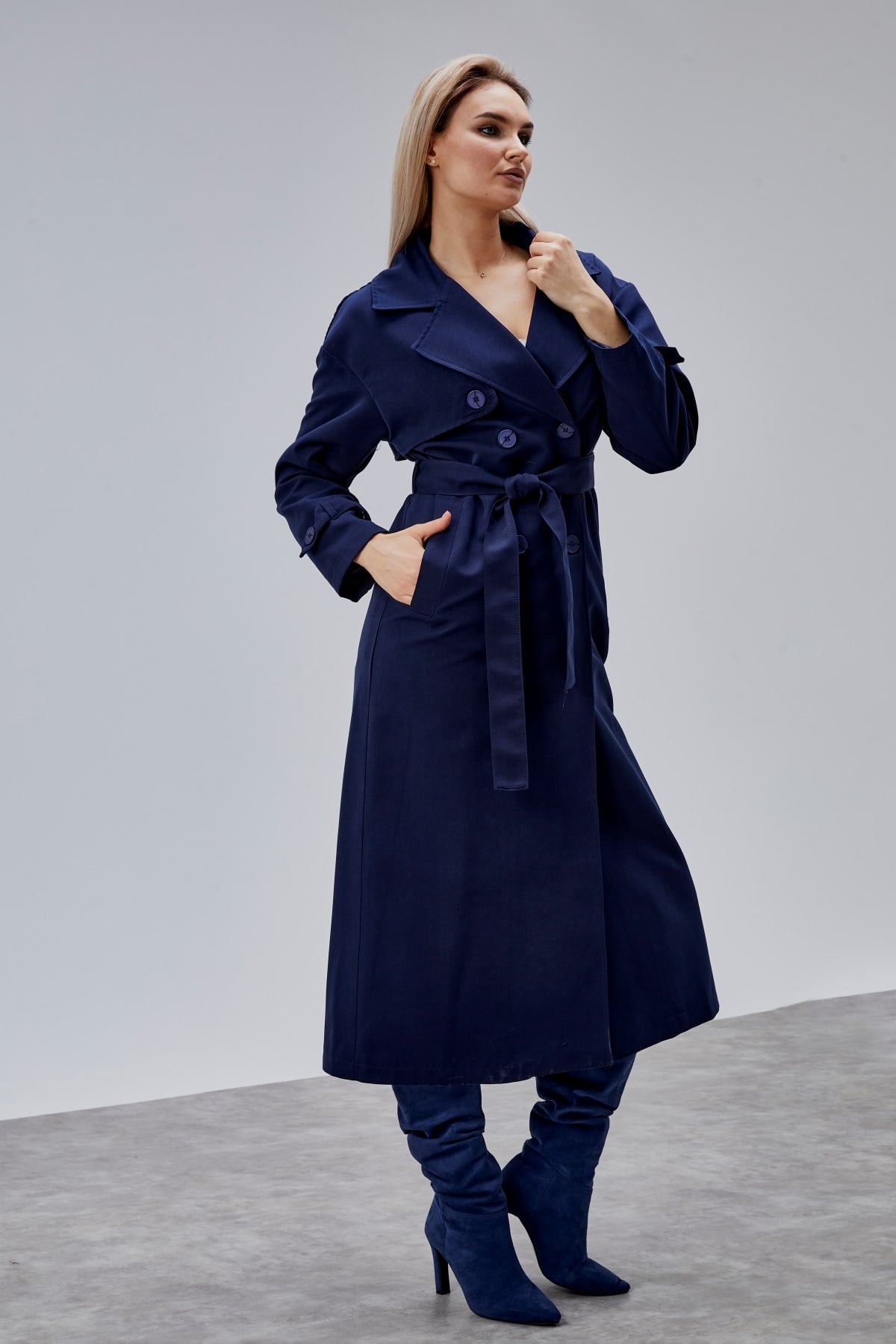 Oversize Rüzgarlık Detaylı Trençkot