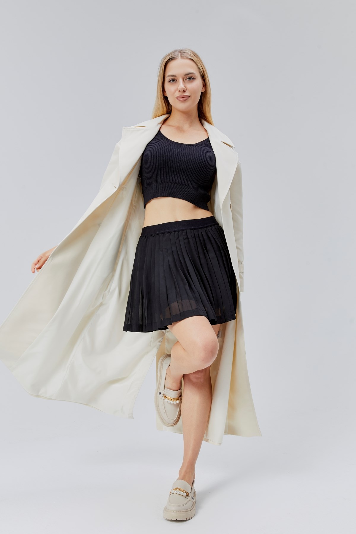 Oversize Rüzgarlık Detaylı Trençkot