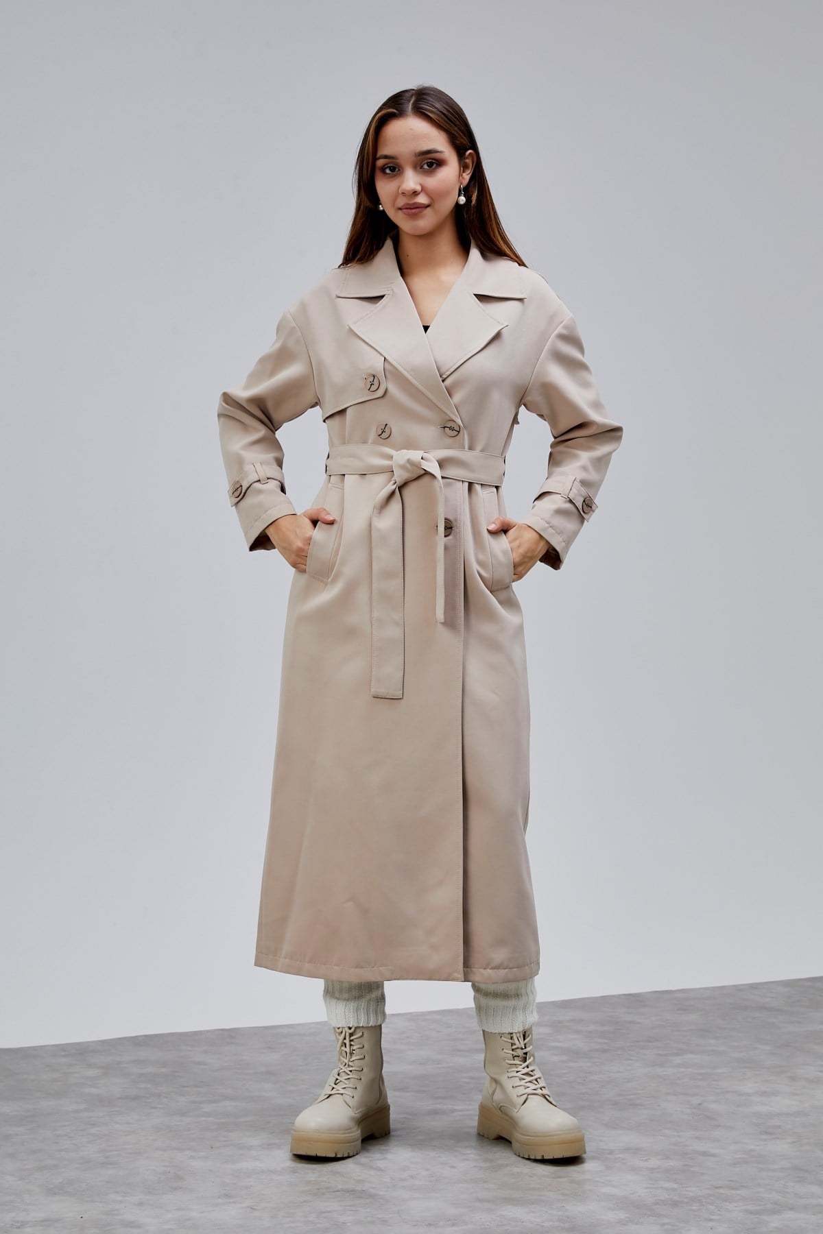 Oversize Rüzgarlık Detaylı Trençkot
