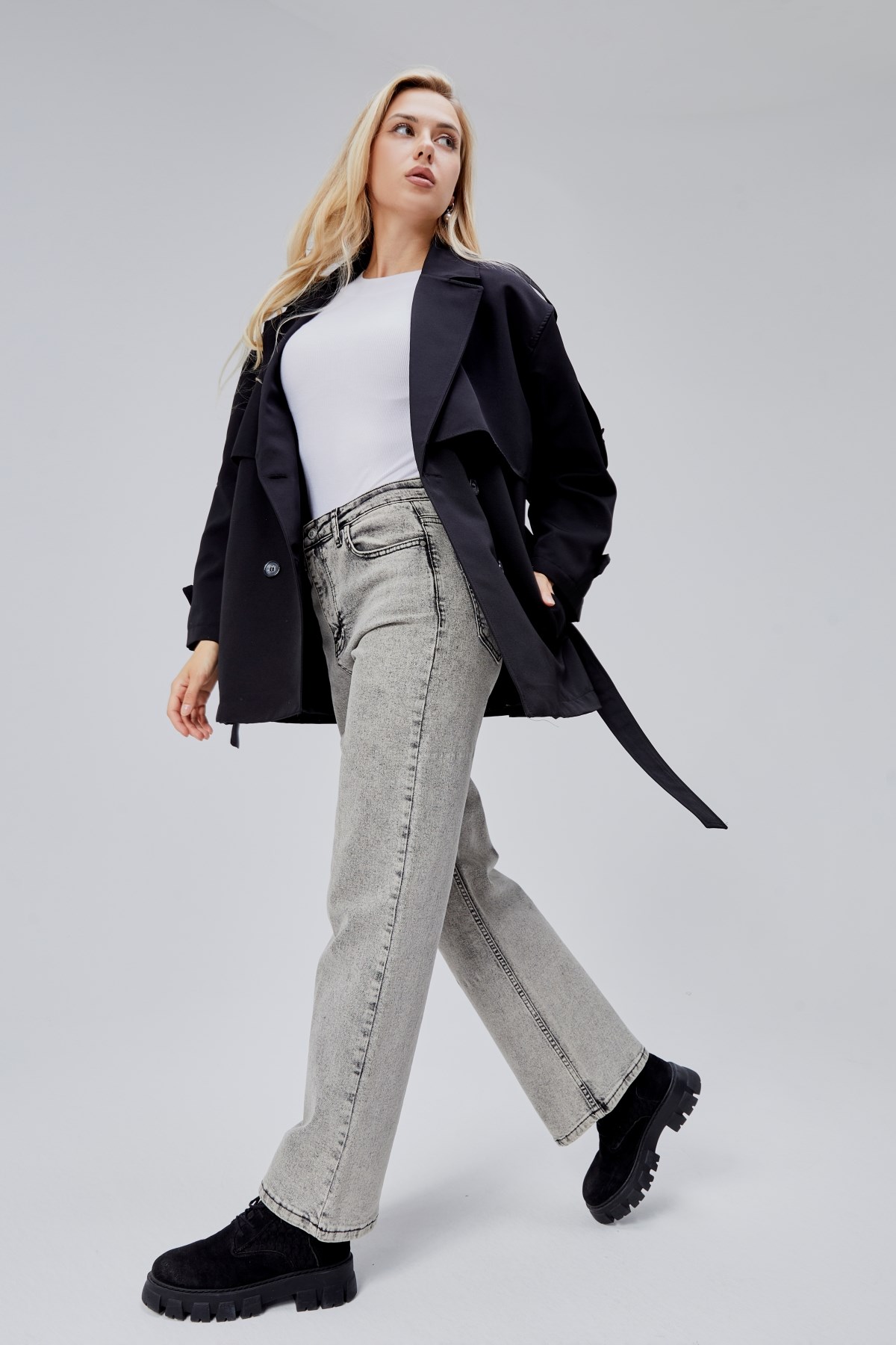 Oversize Siyah Rüzgarlık Detaylı Beli Kuşaklı Trençkot