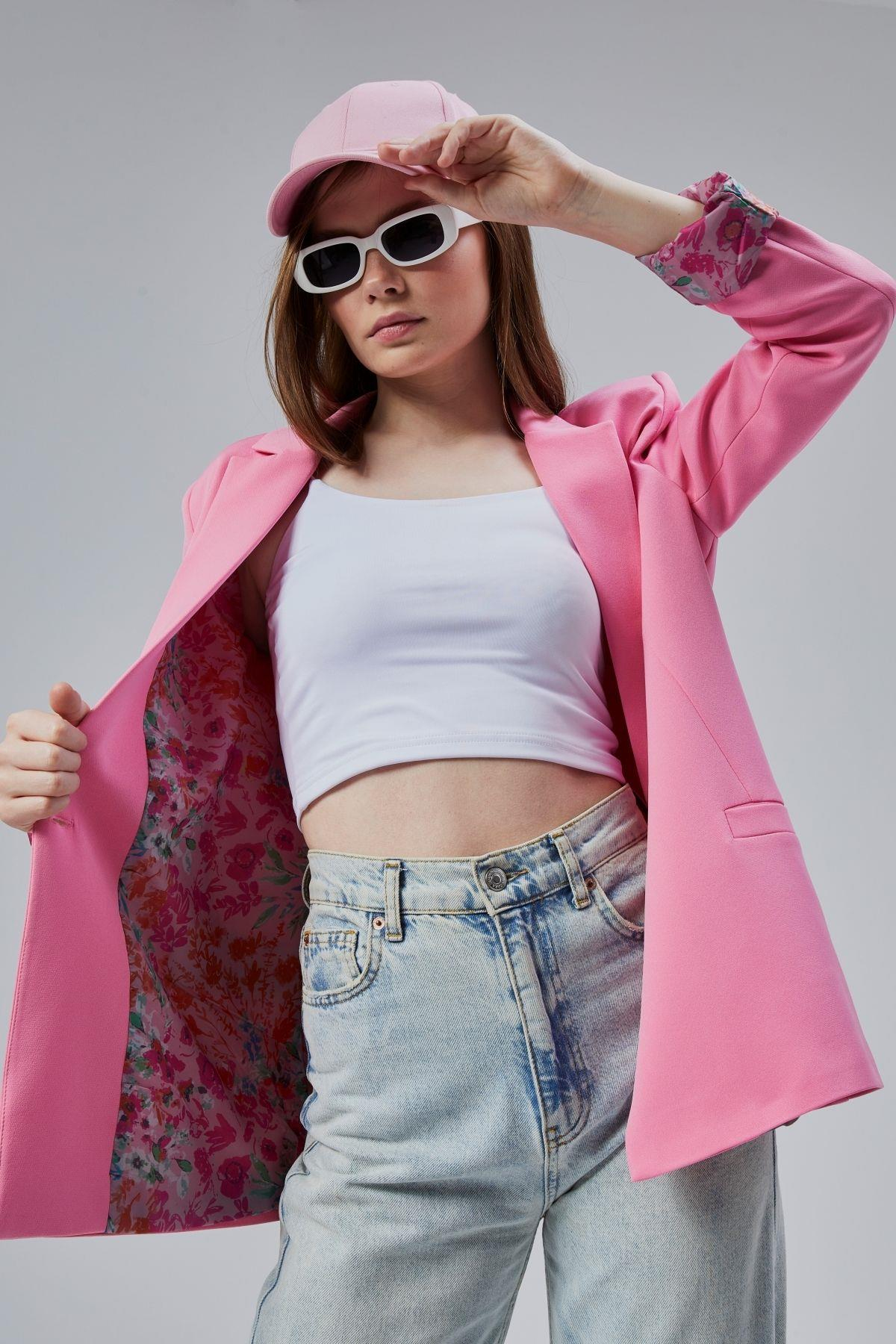 Pembe Kruvaze Yaka Kolu Katlama Detaylı Regular Vatkalı Blazer Ceket