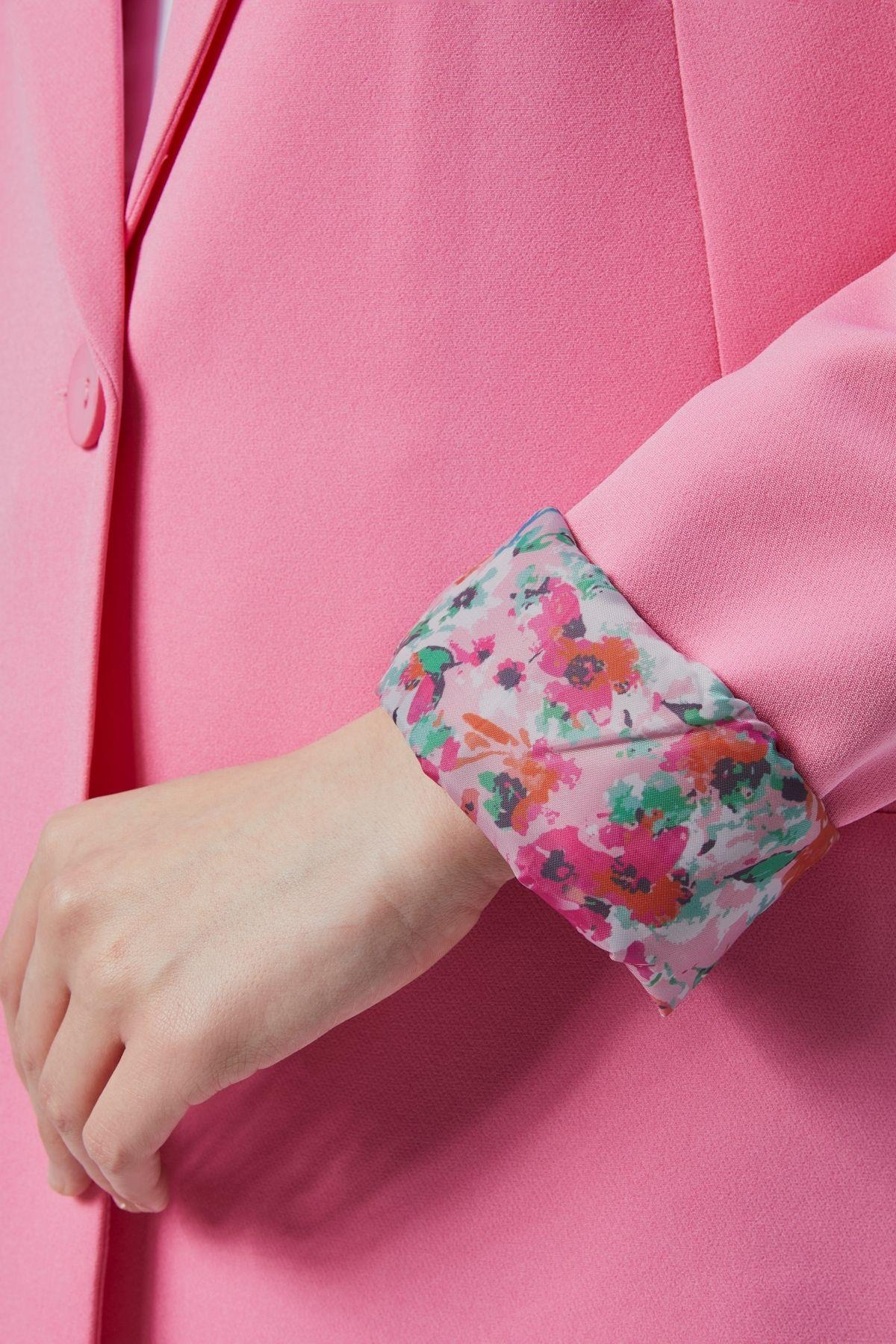 Pembe Kruvaze Yaka Kolu Katlama Detaylı Regular Vatkalı Blazer Ceket