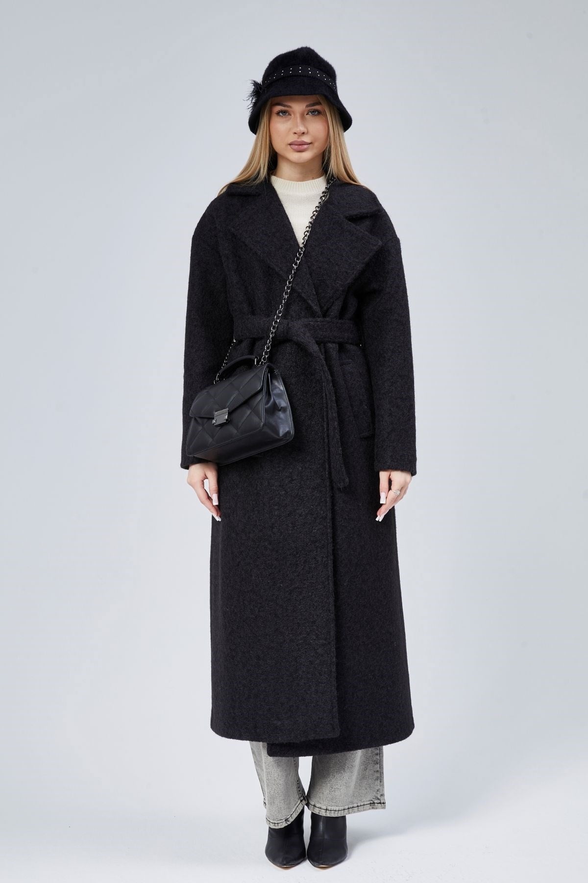 Siyah Buklet Kaşe Oversize Kaban